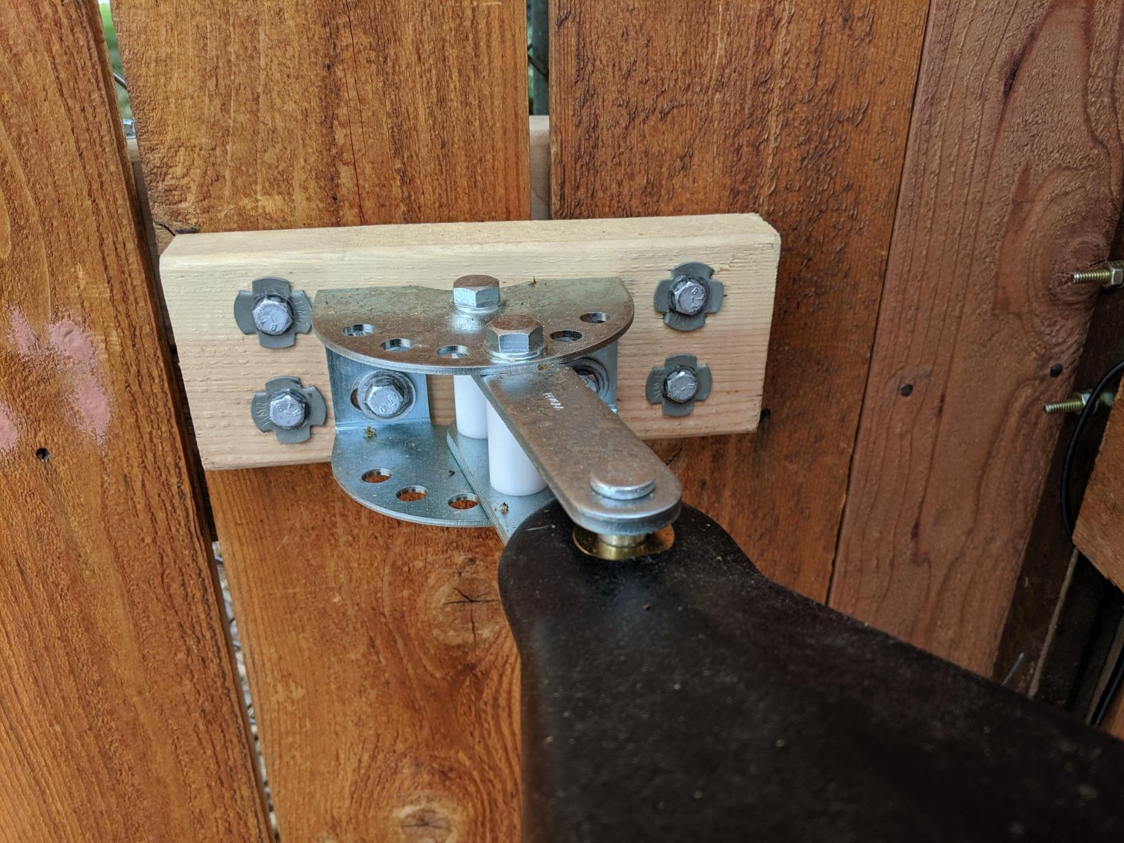 Ghost Controls D Series Dual Smart Ready Automatic Gate Kit with Tube Gate Brackets- DD2U for Swing Gates Up to 1000 lbs. or 12 Feet (ft.) in Length (2. DD2U Dual Kit) customer photo 1