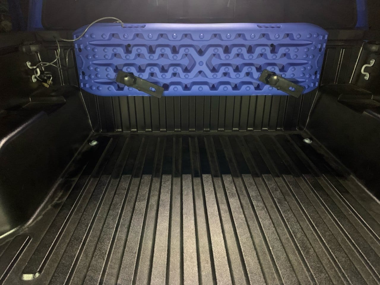 X-BULL New Recovery Traction Tracks Sand Mud Snow Track Tire Ladder 4WD (Blue, 3gen), Bag+Hardware+Tracks customer photo 2