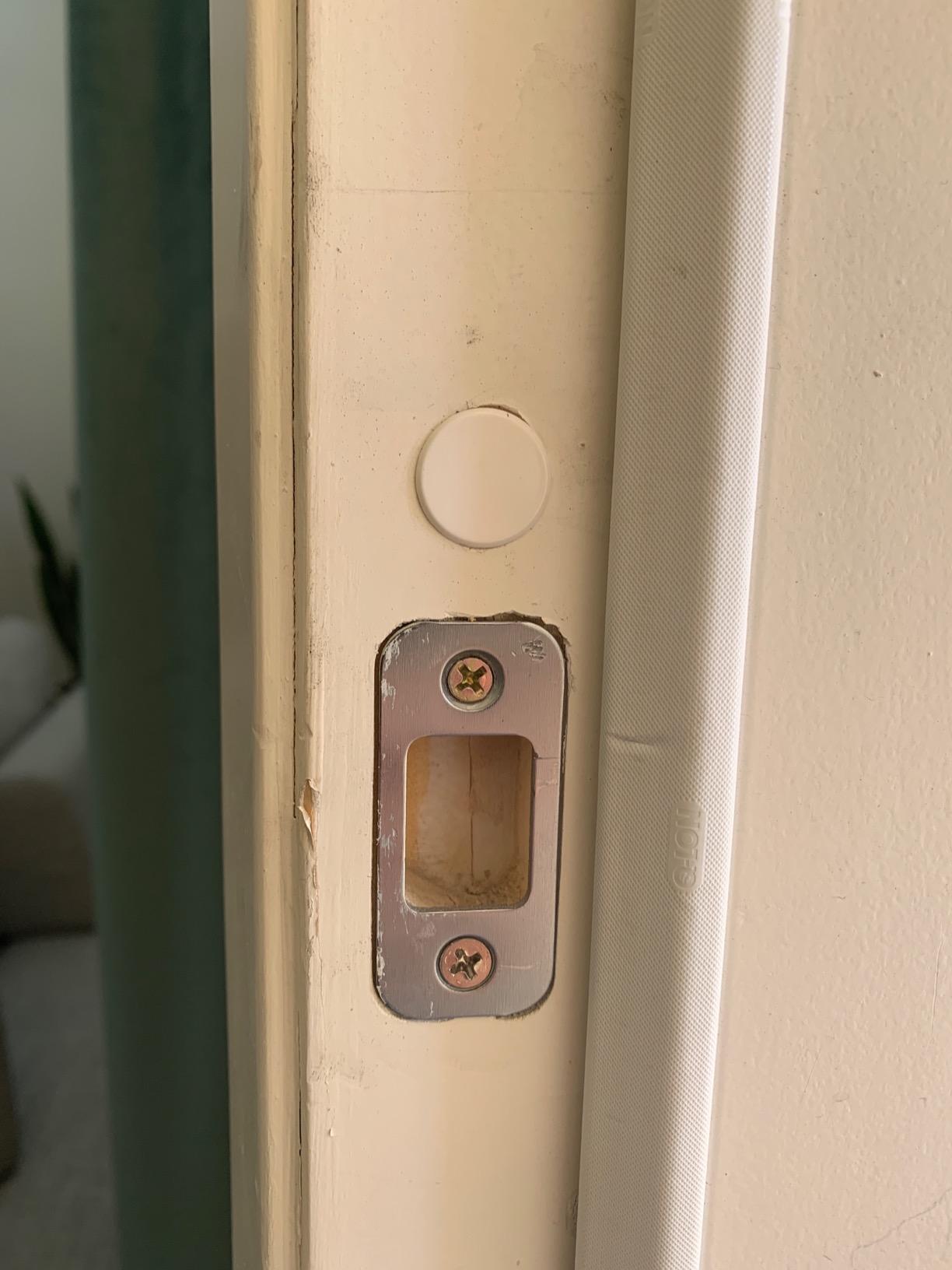August Home Smart Lock Pro + Connect Hub - Wi-Fi Smart Lock for Keyless Entry - Works with Alexa, Google Assistant, and more – Silver customer photo 2