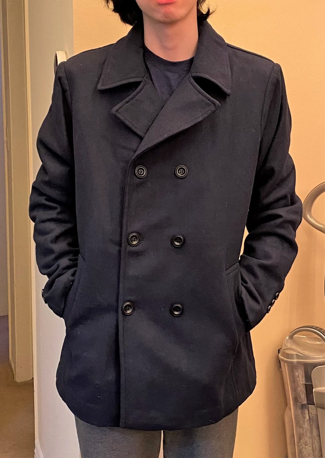 chouyatou Men's Classic Notched Collar Double Breasted Wool Blend Pea Coat customer photo 1