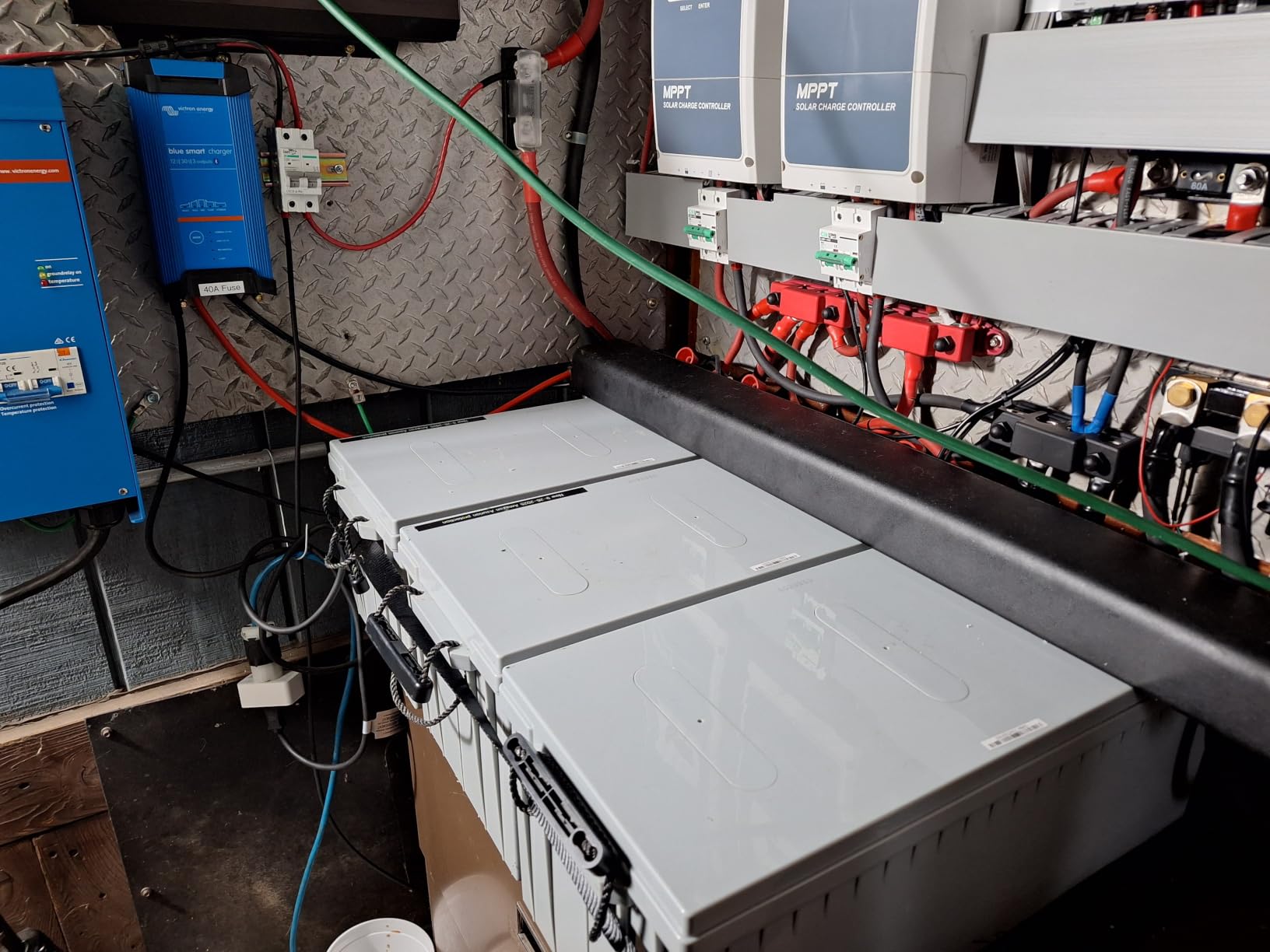 Renogy 12 Volt 100Ah Deep Cycle AGM Battery, Lead Acid Solar Battery customer photo 2