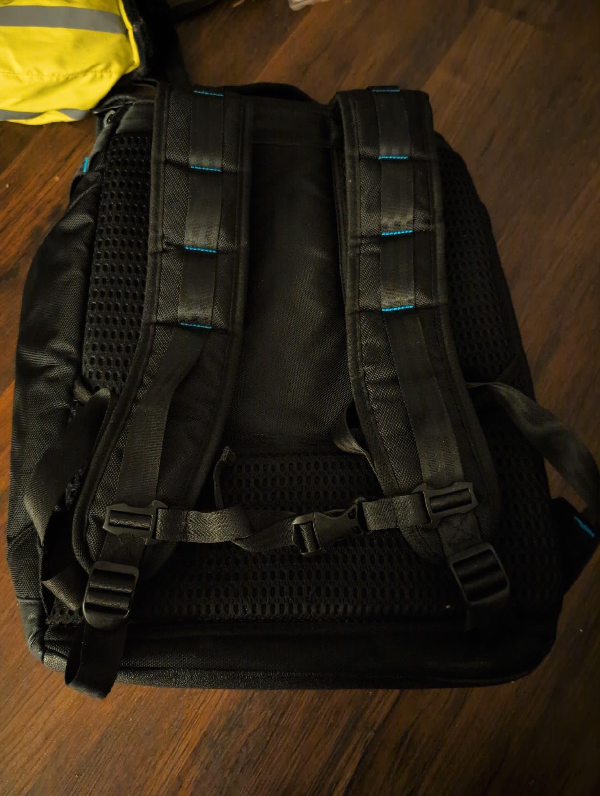 Acer PBG591 Predator Utility Gaming Backpack, Water Resistant and Tear Proof Travel Backpack Fits and Protects Up to 17.3