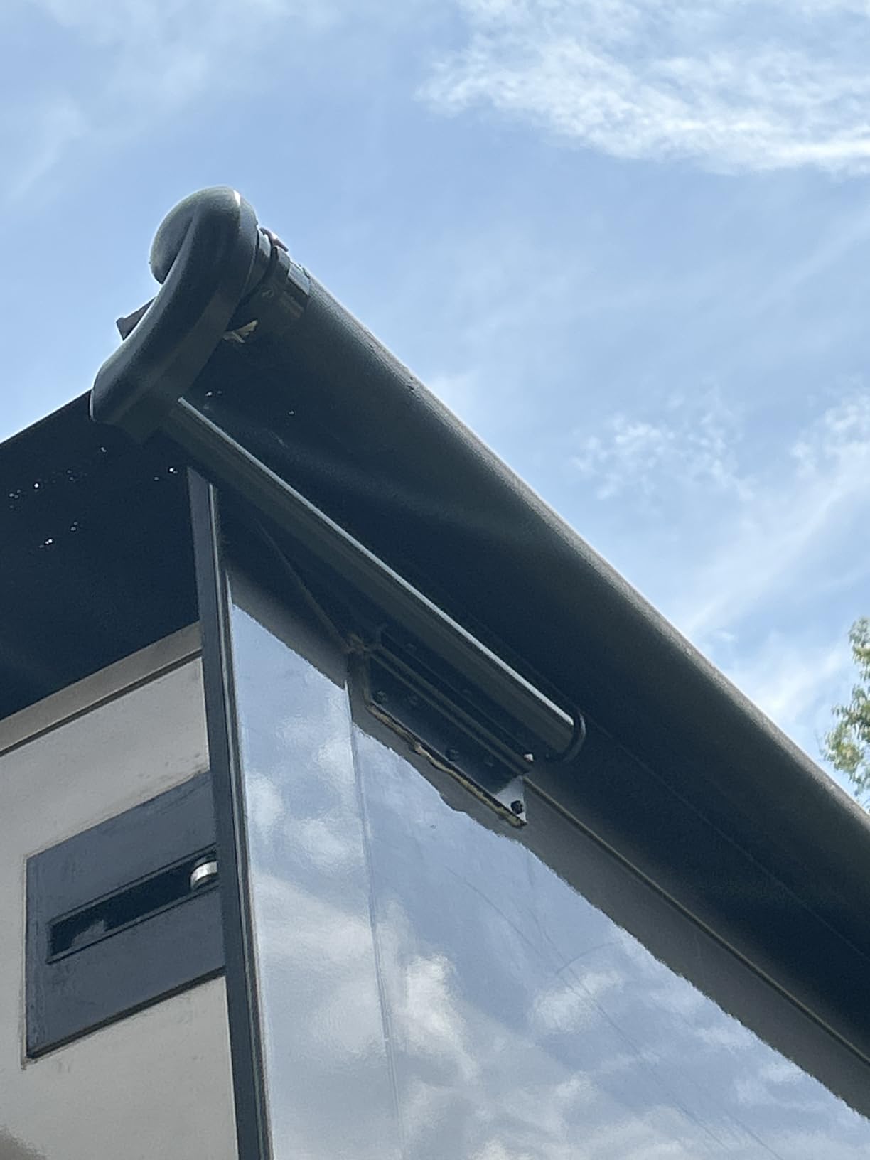 Dometic 9800018.401U EZ Slide-Out Topper Bracket Kit, Black customer photo 1