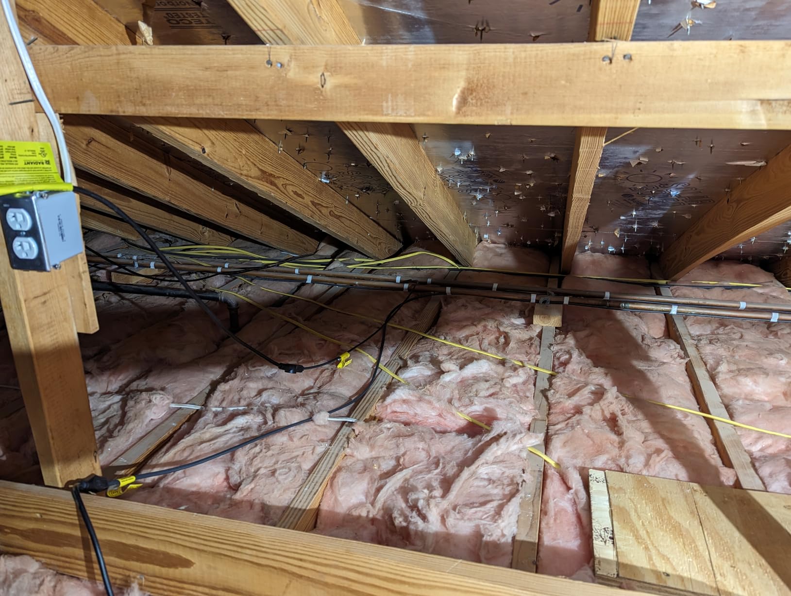Radiant Solutions Company Intelligent Heat Tape for Water Pipe Freeze Protection - with GlowCap™, Built-in Thermostat, Tape Included, 10-yr Warranty, Heavy-Duty, Self-Regulating, 120V (18 Ft) customer photo 1