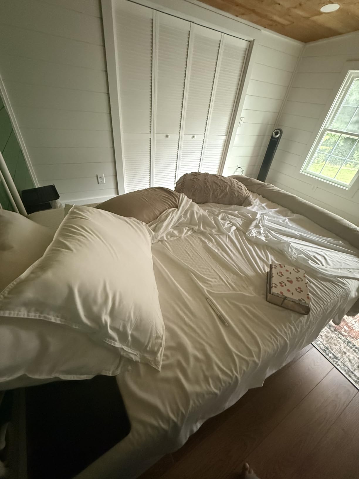 Pure Bamboo Queen Sheets, Genuine 100% Organic Viscose Derived from Bamboo Bed Sheet Set, Luxuriously Soft & Cooling, Double Stitching, 2 Year Quality Promise (Queen, Sea Glass) customer photo 2