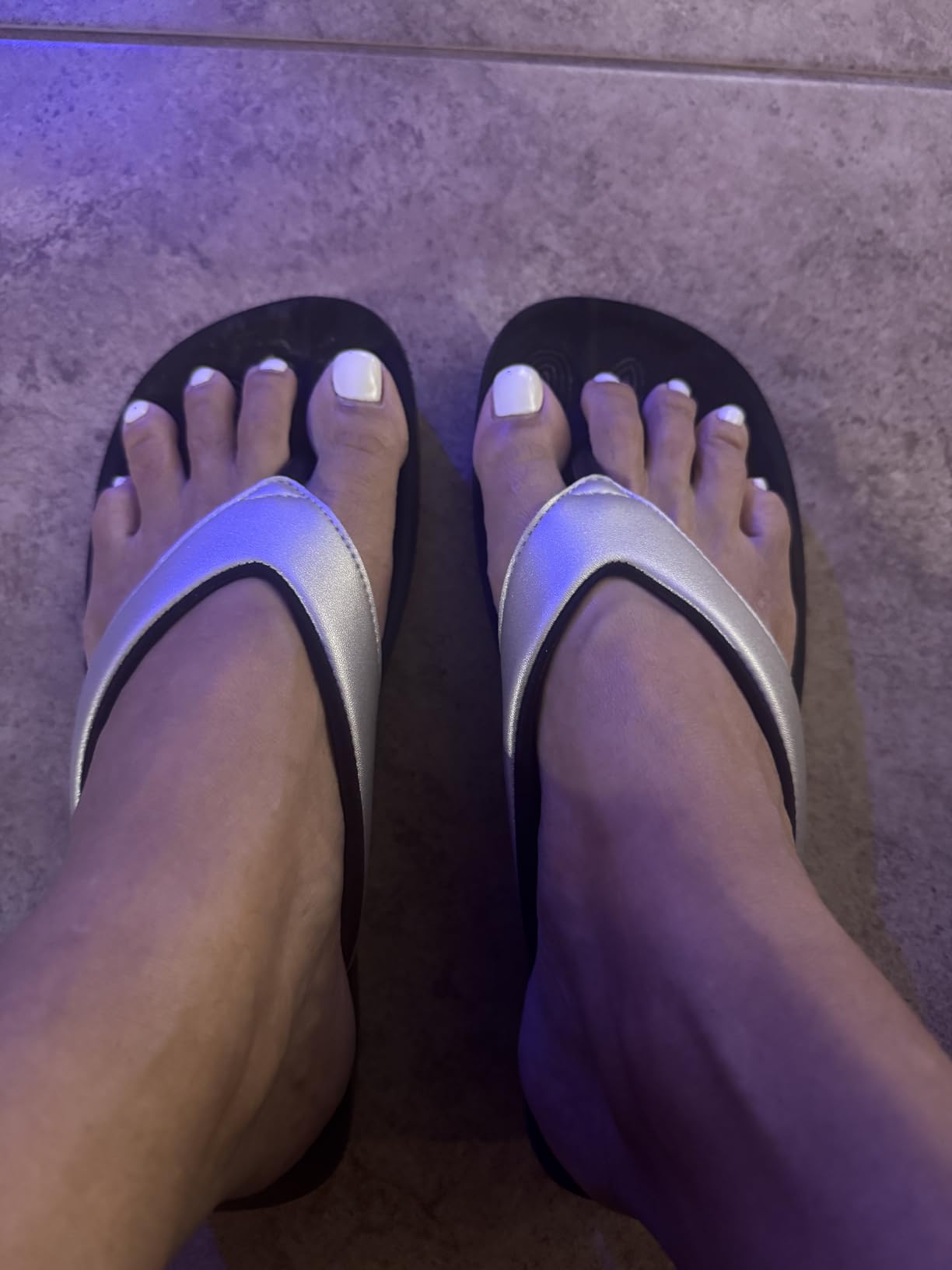 AEROTHOTIC Comfy Arch Support Flip Flops for Women Orthopedic Slip on Sandals customer photo 1