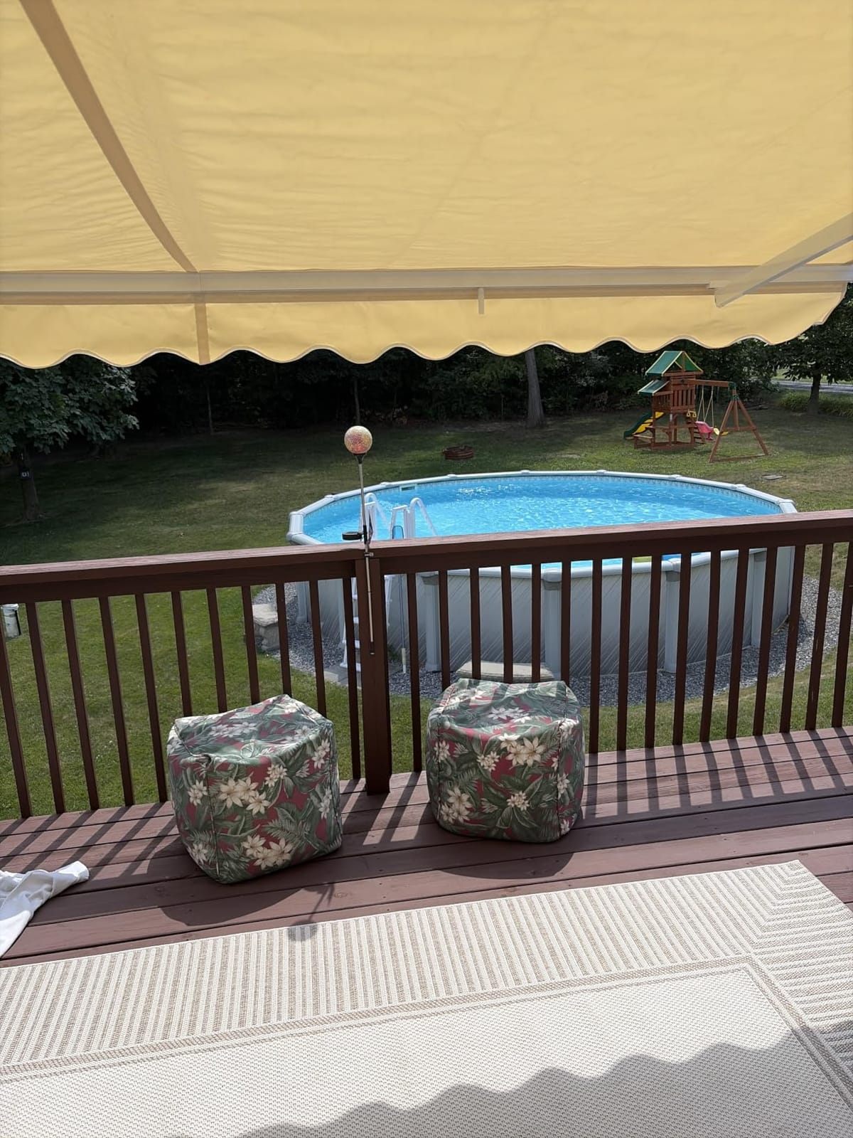 ALEKO Electric Patio Awning Caribbean White Frame 13x10 Gray customer photo 2