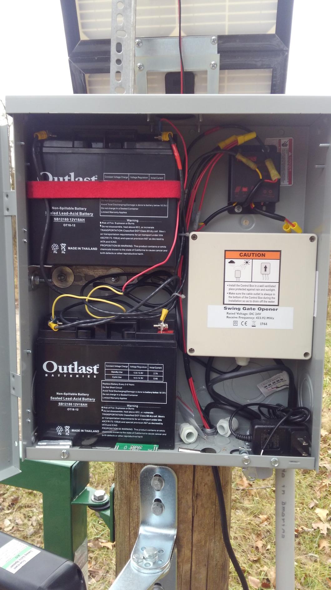 TOPENS AD5S Solar Dual Swing Gate Opener Medium Duty customer photo 1