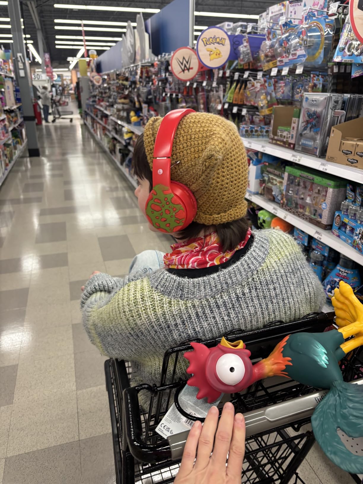 Kids Bluetooth Headphones Wireless 68 Hours,Safe Volume Limit 85/94dB Blue customer photo 1