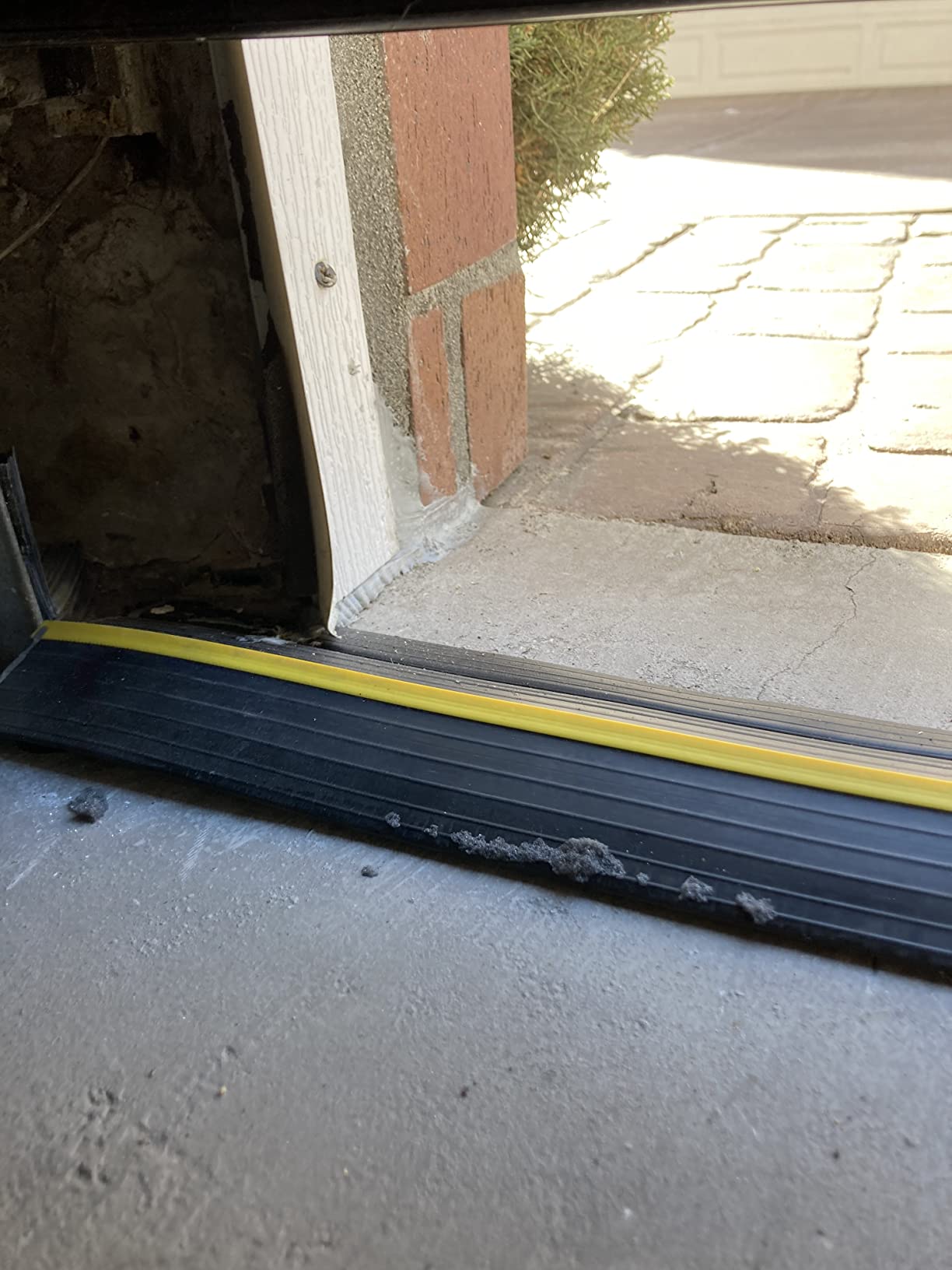 Weather Defender Original Ultimate Garage Door Threshold Floor Seal 20'8