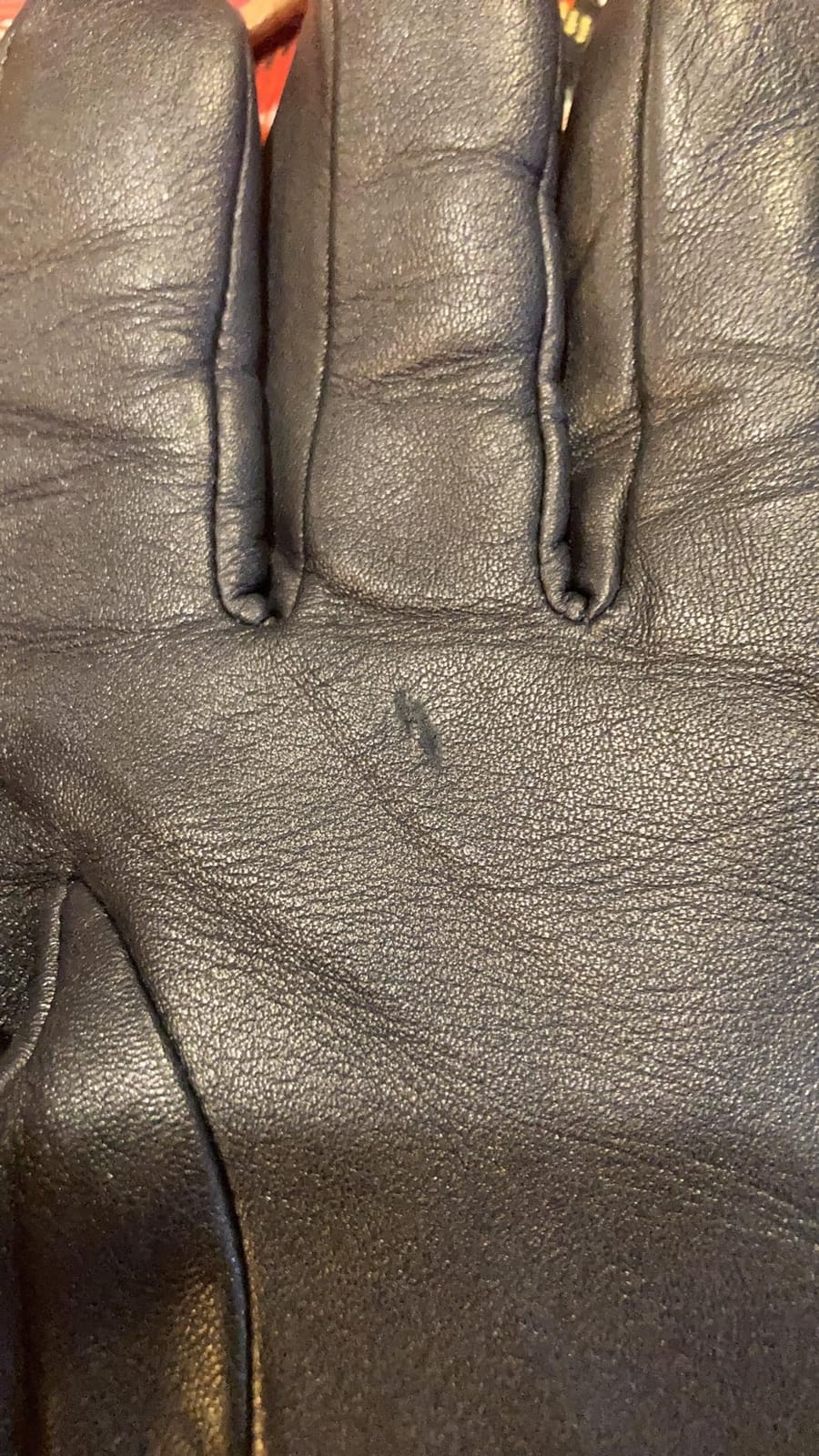 Downholme Classic Leather Cashmere Lined Gloves for Men customer photo 1