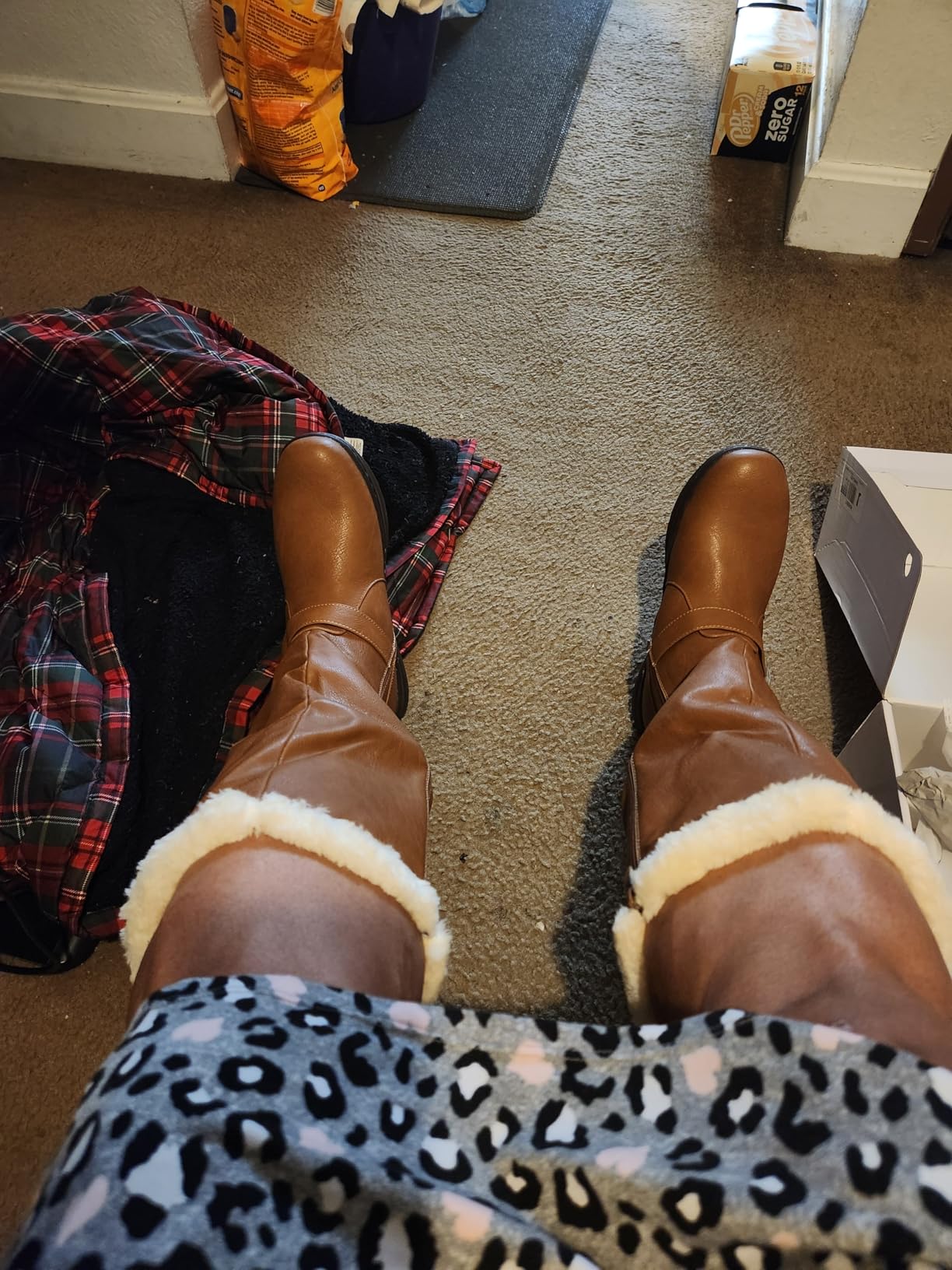 DREAM PAIRS Women's Knee High Boots Winter Warm Boots customer photo 2