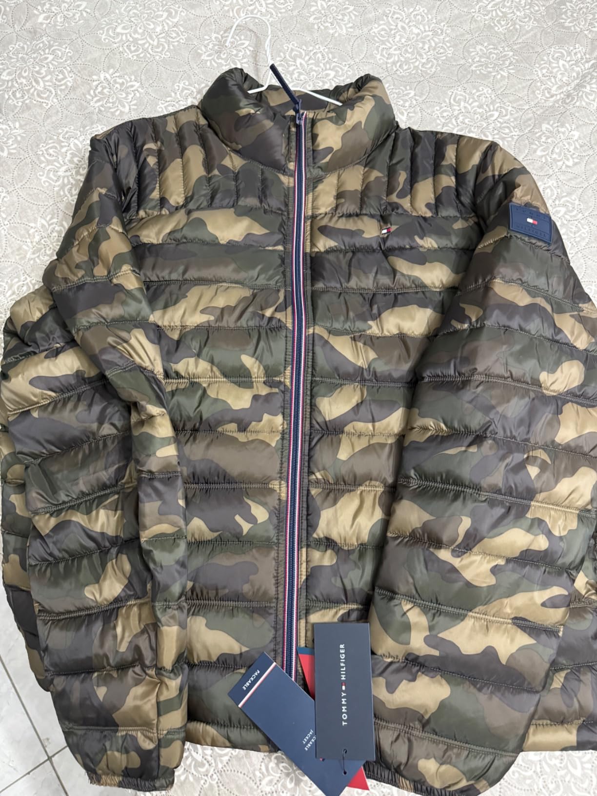 Tommy Hilfiger Mens Embroidered Logo Puffer Jacket customer photo 1