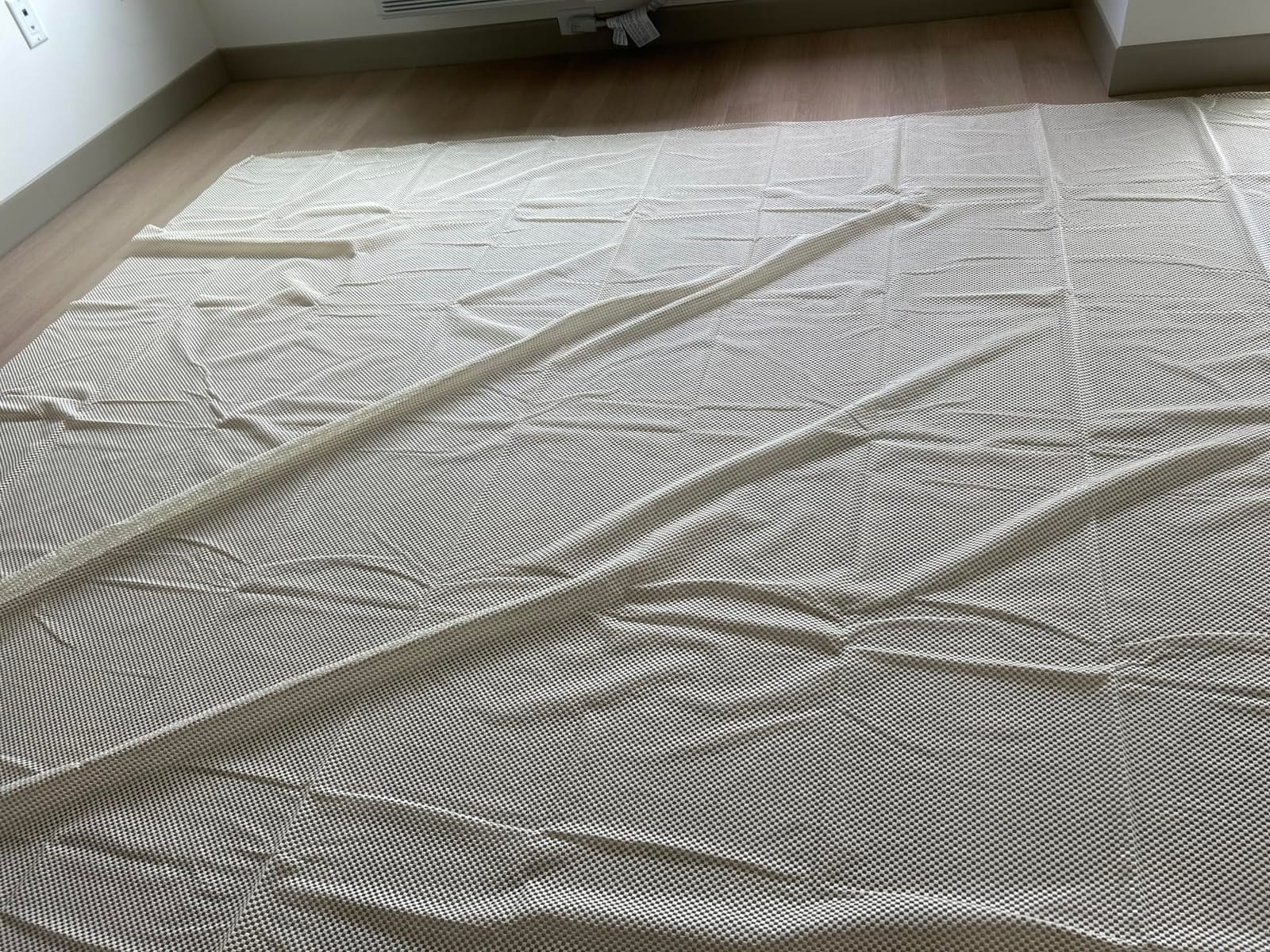 Veken Non Slip Rug Pad Gripper 8 x 10 Feet Extra Thick Pads for Any Hard Surface Floors, Keep Your Rugs Safe and in Place, Under Carpet Mat, with More Than 99 Pieces Anti-Slip Solid Square Pattern customer photo 2