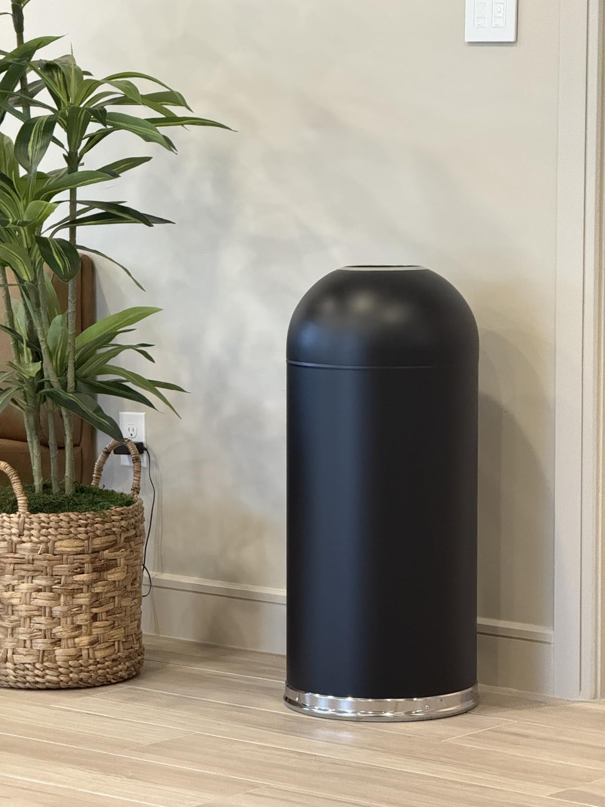 EKO Eternal 56L/15 Gallon Large Capacity Tall Commercial Trash Can, Round Open Top Waste Bin for Indoor and Outdoor, Black Steel Heavy-Duty, Durable Metal Garbage Bin for Home, Office, Restaurant customer photo 1