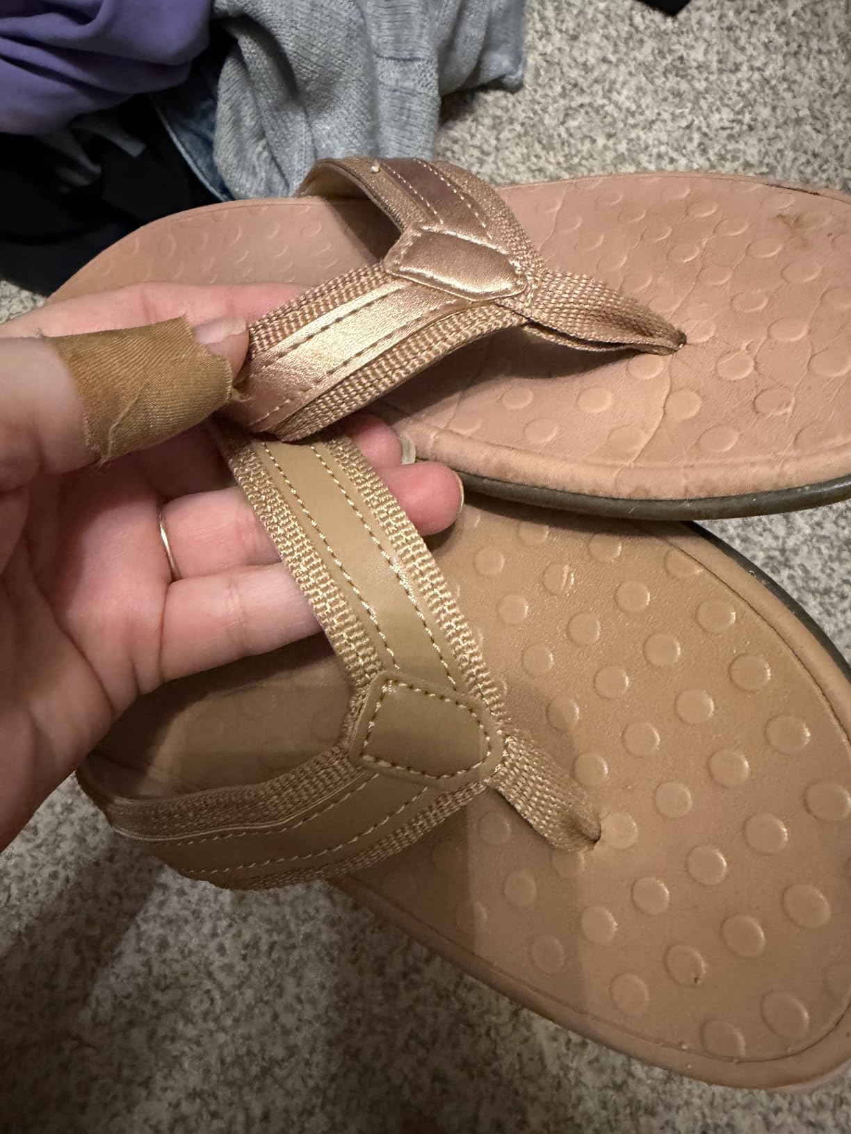 LLSOARSS Plantar Fasciitis Feet Sandal with Arch Support - Best Orthotic flip Flops for Flat Feet，Heel Pain- for Women customer photo 2