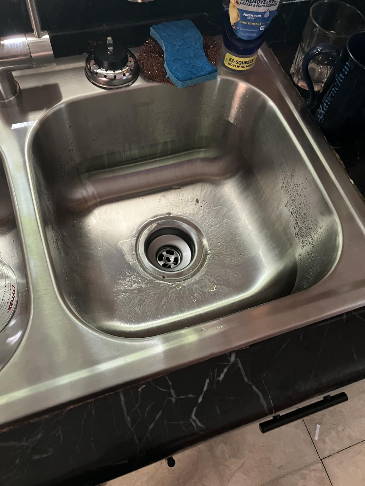 Zuhnë Fortuna 25-Inch Drop-In Utility Laundry Kitchen Sink, Single Bowl 20 Gauge T304 18/10 Stainless Steel, Brushed Finish, Single Hole Deck, 25 x 22 x 8 in customer photo 2