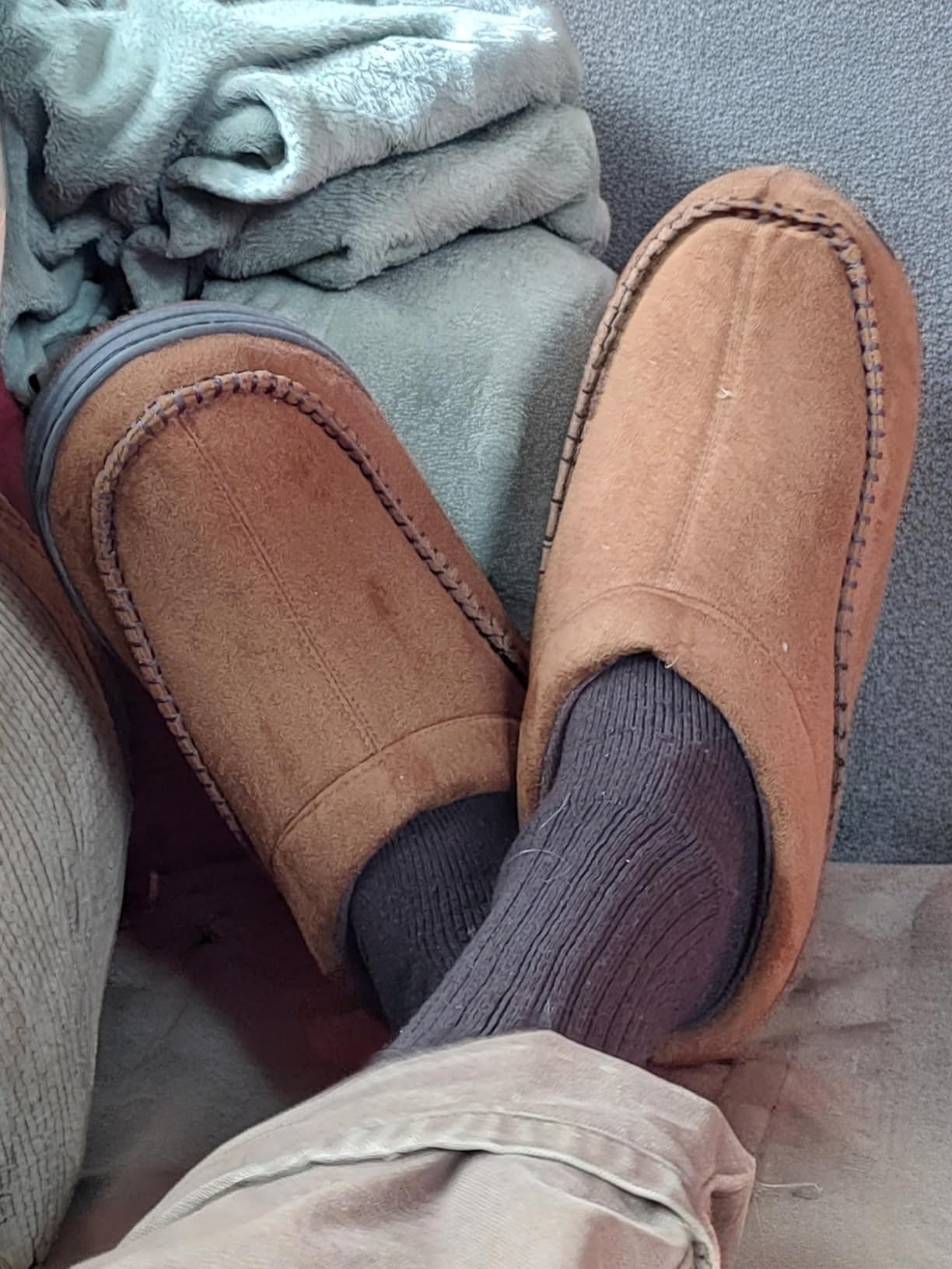 Zigzagger Men's Slip On Moccasin Slippers, Indoor/Outdoor Warm Fuzzy Comfy House Shoes, Fluffy Wide Loafer Slippers customer photo 2