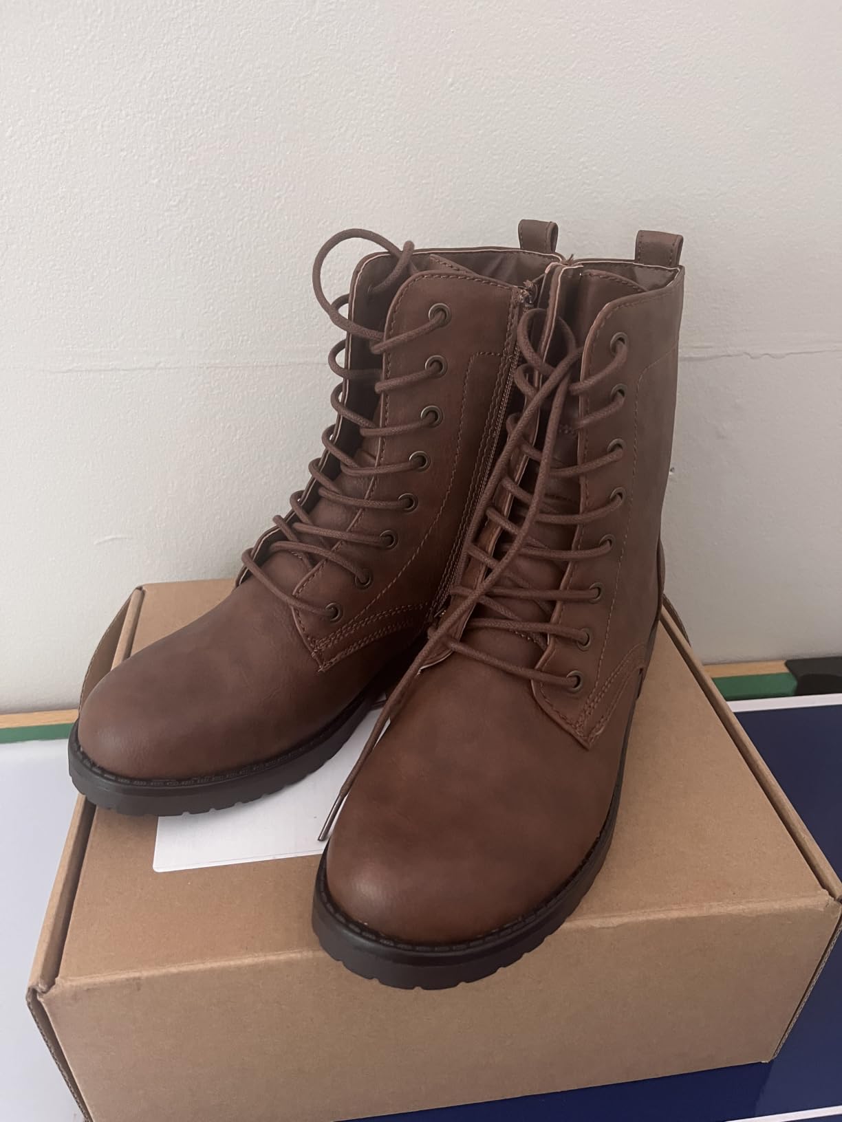Amazon Essentials Women's Lace-Up Combat Ankle Boots with Side Zipper, Lug Sole customer photo 2