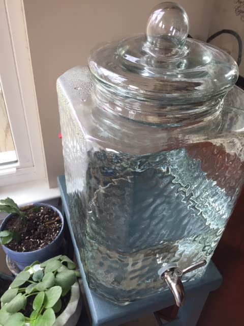 Acopa 5 Gallon Hammered Glass Beverage Dispenser customer photo 2