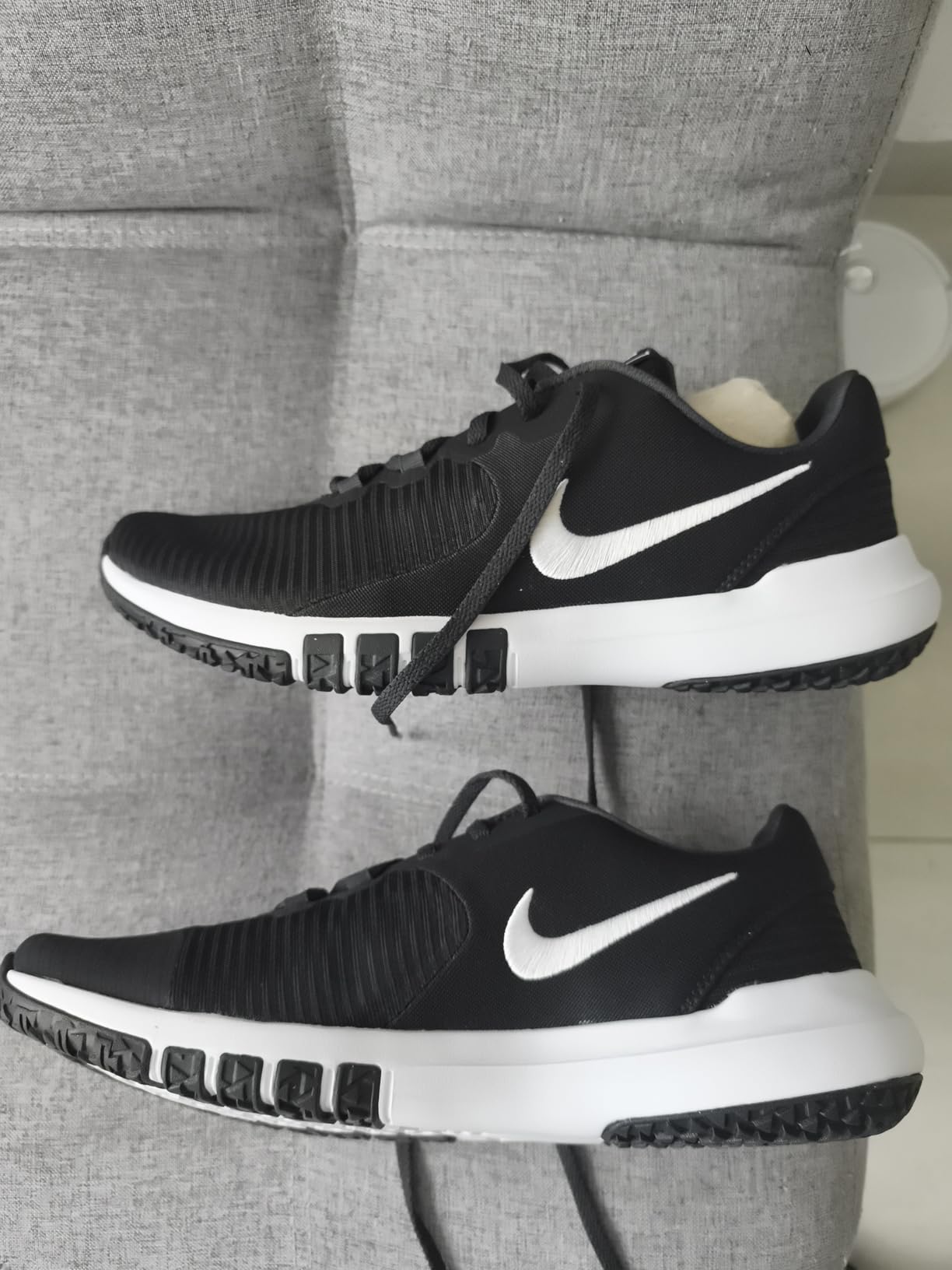 Nike Men's Flex Control TR3 Sneaker customer photo 1