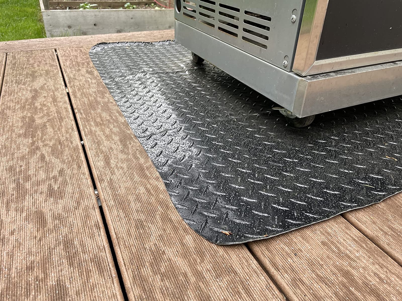 Fasmov 48 x 36 inches Grill Mat Grill and Garage Protective Mat, Protects Decks and Patios from Grease Splashes, PVC Flame Retardant Material customer photo 2
