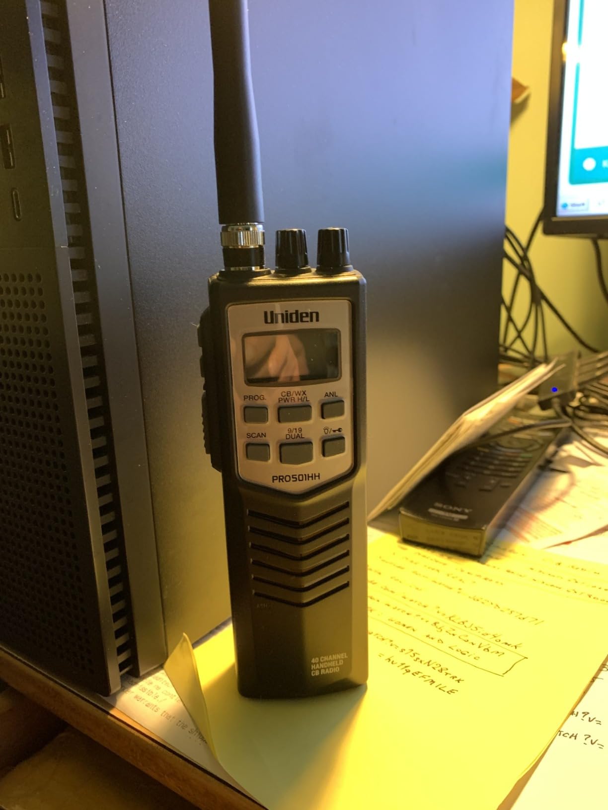 Uniden PRO501HH Pro-Series 40-Channel Portable Handheld CB Radio | Emergency/Travel Radio, Full 40 Channels & NOAA Alerts, Large LCD Display customer photo 2