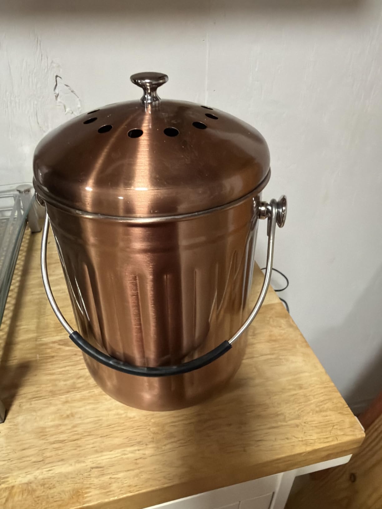 Premium Compost Bin for Kitchen Countertop - Stainless Steel Food Waste Bucket with Innovative Dual Filter Technology - Includes Spare Filters (Brilliant Steel, 1.3 Gallon) customer photo 2