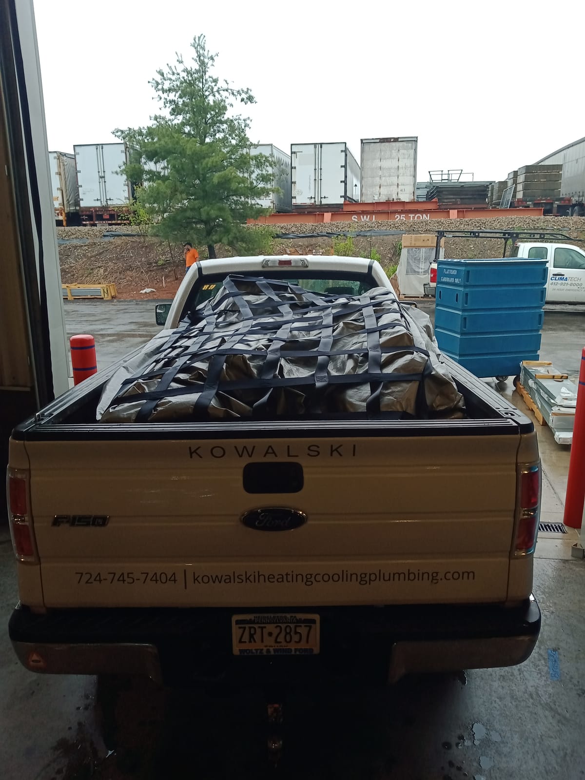 US Cargo Control Cargo Net for Pickup Truck Bed 6.8 FT x 4.2 FT, Adjustable Truck Cargo Net with S-Hooks & Cam Buckles, Fits Long Pickup Beds customer photo 1