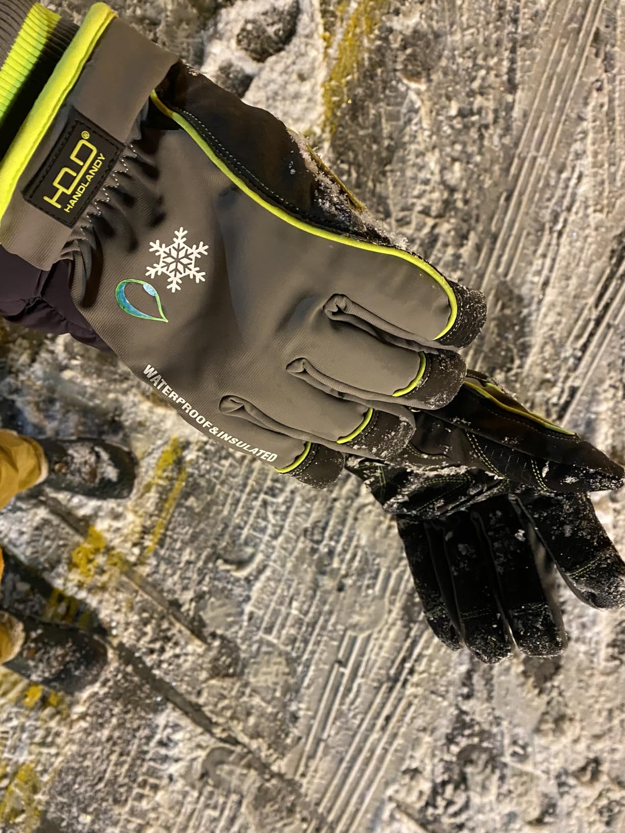 HANDLANDY Winter Work Gloves, 3M Thinsulate Waterproof Insulated Glove for Men Women customer photo 2