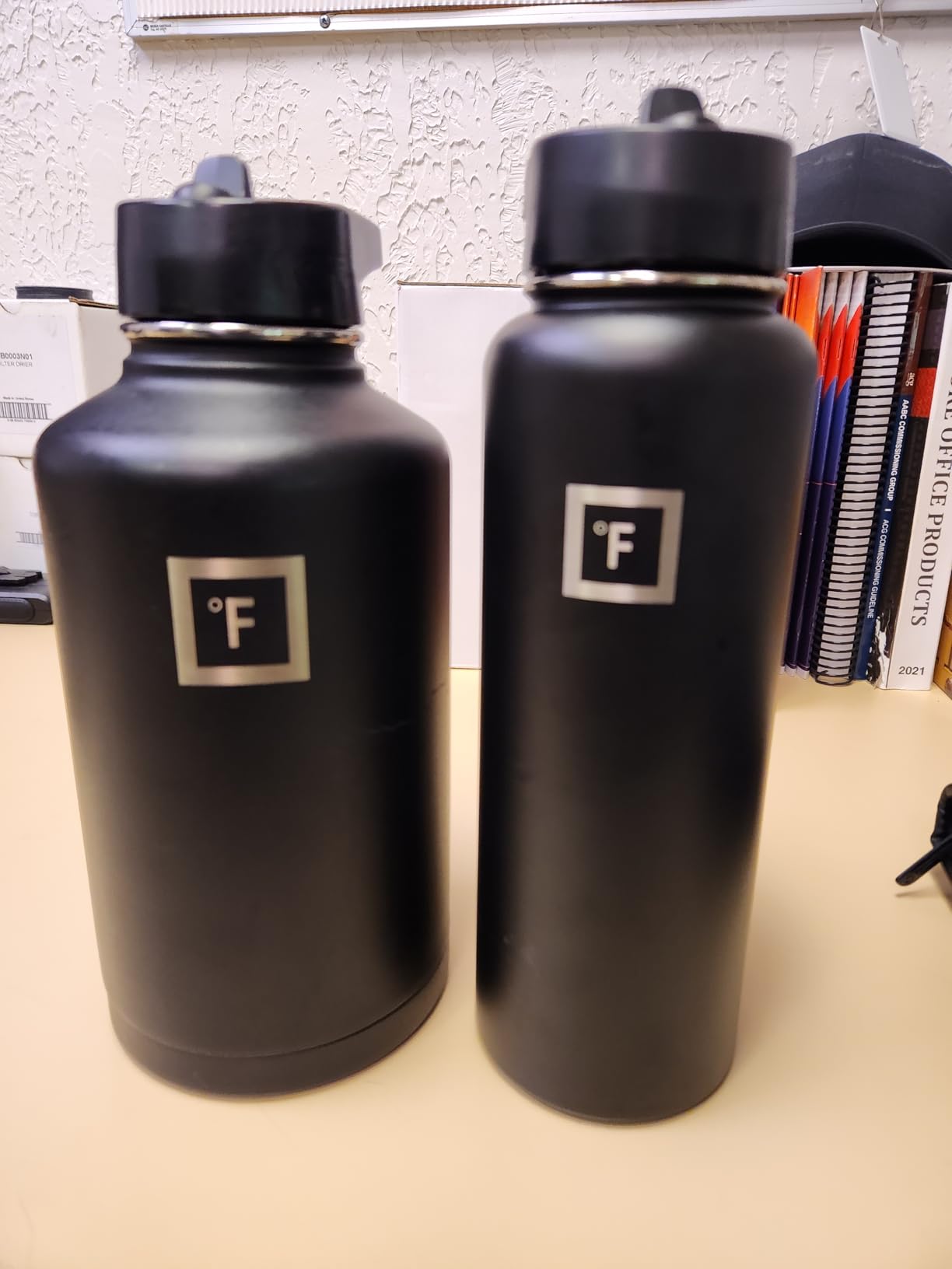 IRON °FLASK 64 oz Wide Mouth Water Bottle with Straw customer photo 2