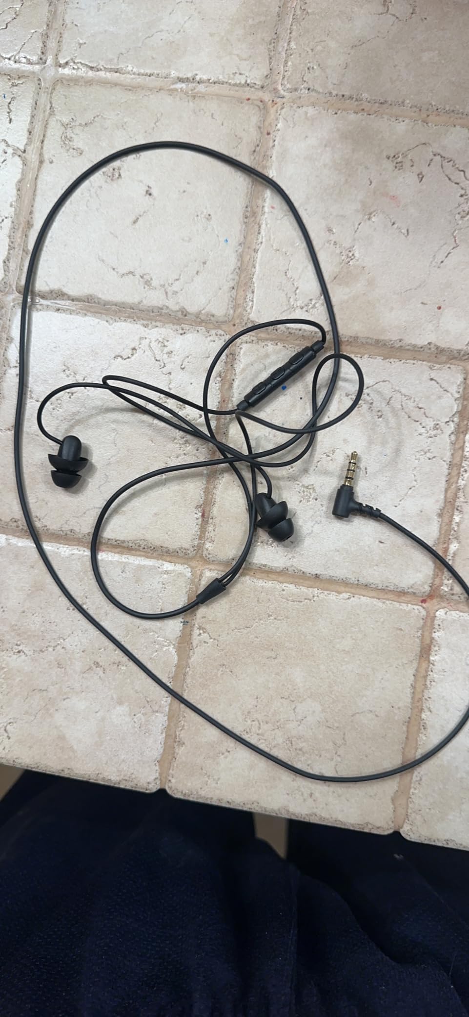 Sleep Earbuds, Hearprotek 2 Pairs Ultra Soft Lightweight Silicone Sleeping Earphone Headphones with Volume Control and mic for Side Sleeper, Snoring, Air Travel, Relaxation (Black) customer photo 2