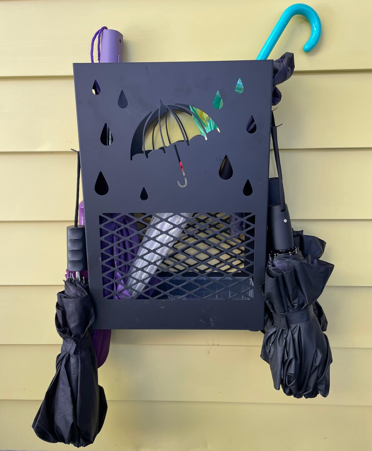 SONGMICS Metal Umbrella Stand, Rectangular, Removable Drip Tray, 4 Hooks customer photo 2