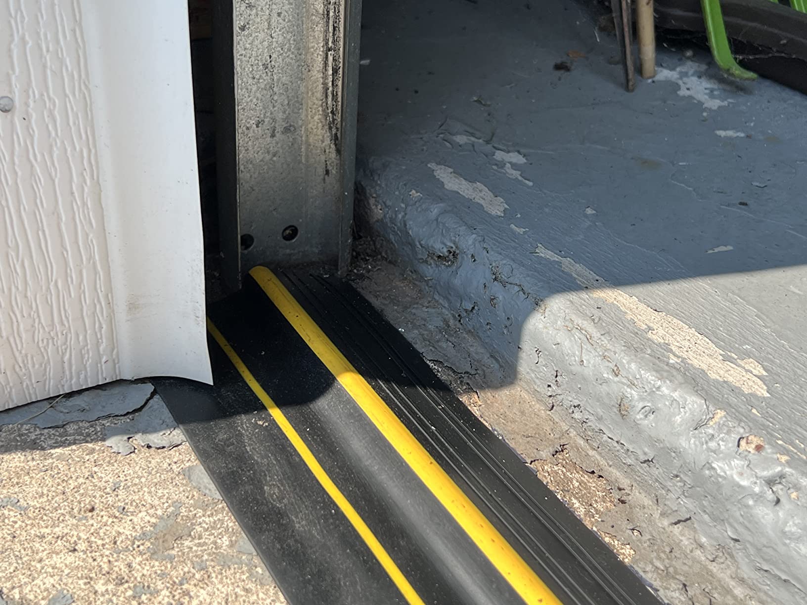 Jin&Bao 20FT Universal Garage Door Threshold Seal Rubber Weather Strip customer photo 2