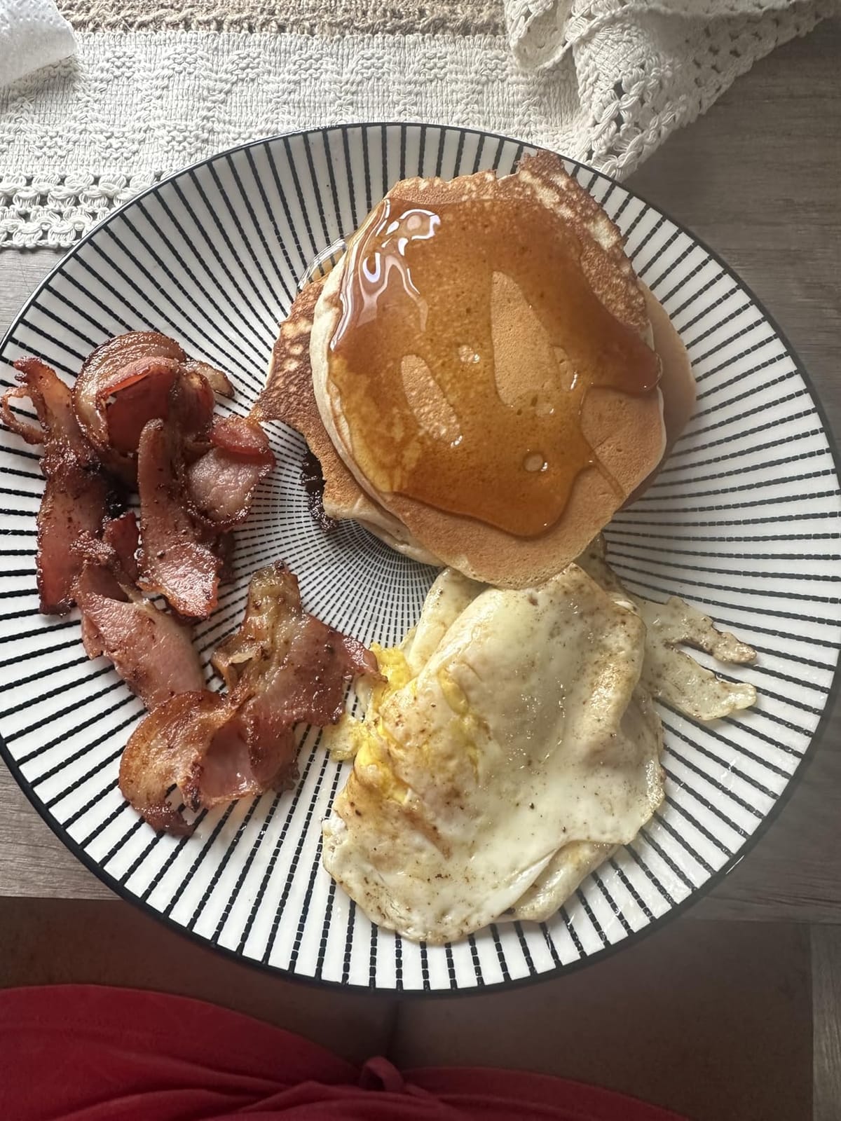 OVENTE Electric Griddle with 16 x 10 Inch Non-Stick Plate, Copper GD1610CO customer photo 2