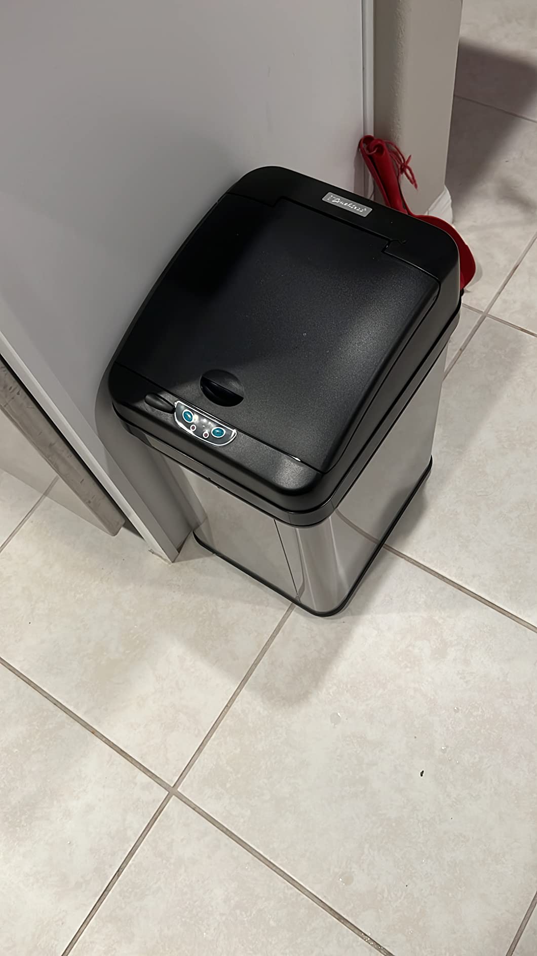 8 Gallon Pet-Proof Sensor Trash Can with AbsorbX Odor Control System, Stainless Steel Kitchen Garbage Bin Prevents Dogs and Cats Getting in, Battery or AC Adapter Power (Both not Included) customer photo 2