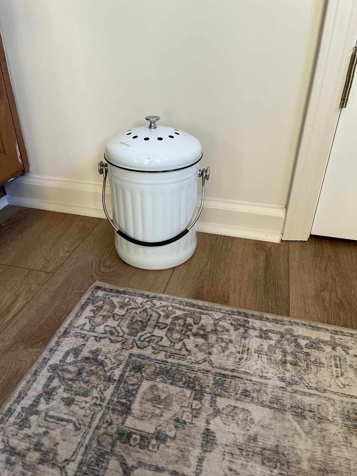 RED FACTOR Premium Compost Bin for Kitchen Countertop - Stainless Steel Food Waste Bucket with Innovative Dual Filter Technology - Includes Spare Filters (Matt Copper, 1.3 Gallon) customer photo 1