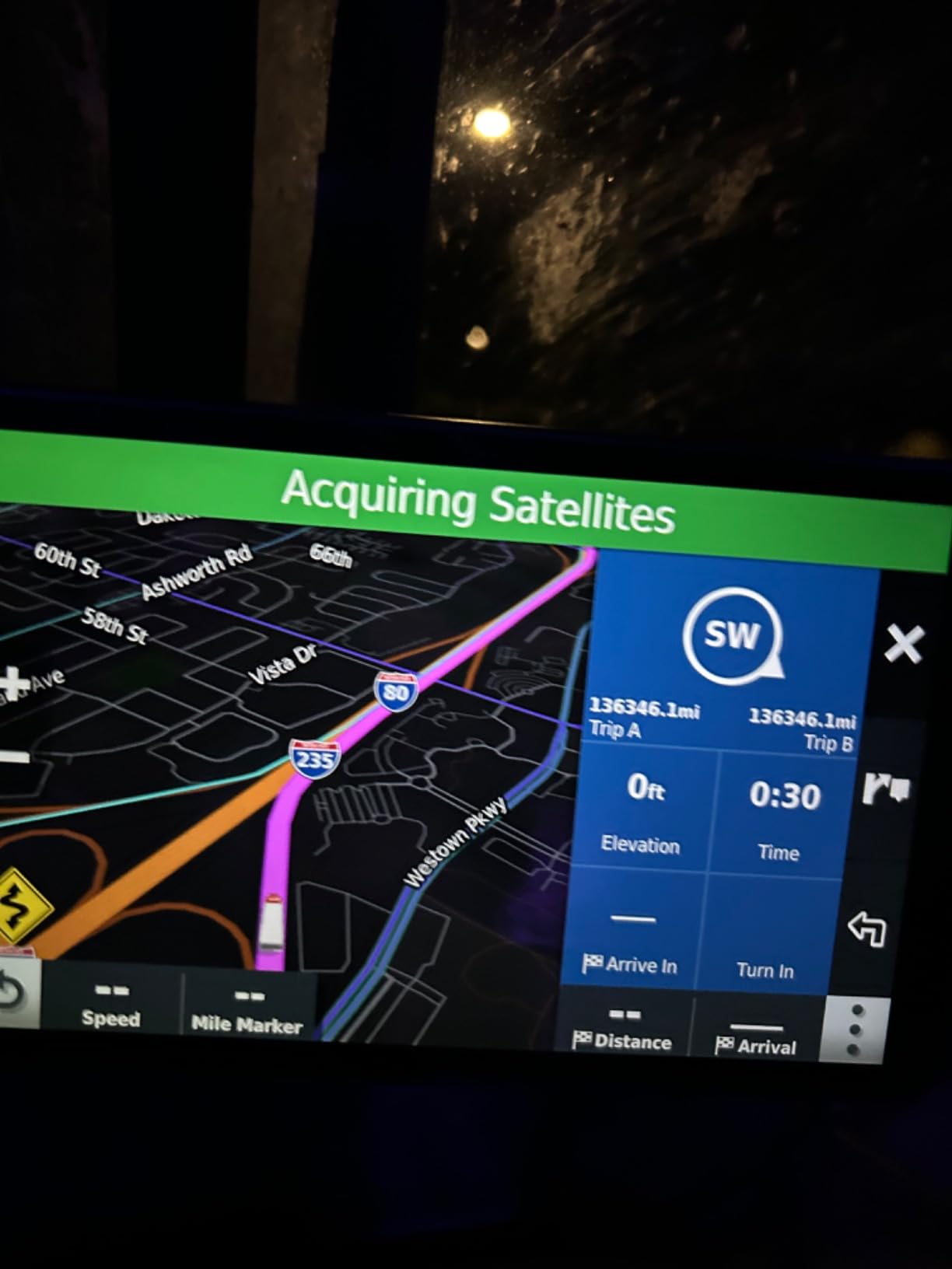 Garmin dezl OTR800, 8-inch GPS Truck Navigator, Easy-to-Read Touchscreen Display, Custom Truck Routing and Load-to-Dock Guidance customer photo 2