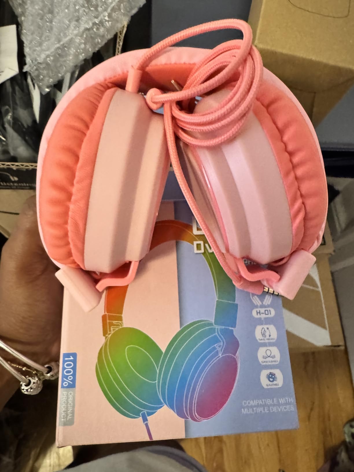 Wired Kids Headphones for School with Cord Mic,Safe Volume Limit 85/94dB customer photo 2