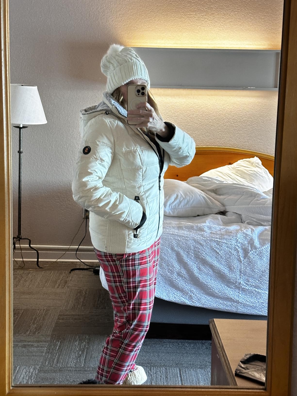 SLOW DOWN Women Down Puffer Jacket Warm Hooded Winter Down Puffer Coat with Faux-Fur Hood & Collar customer photo 2