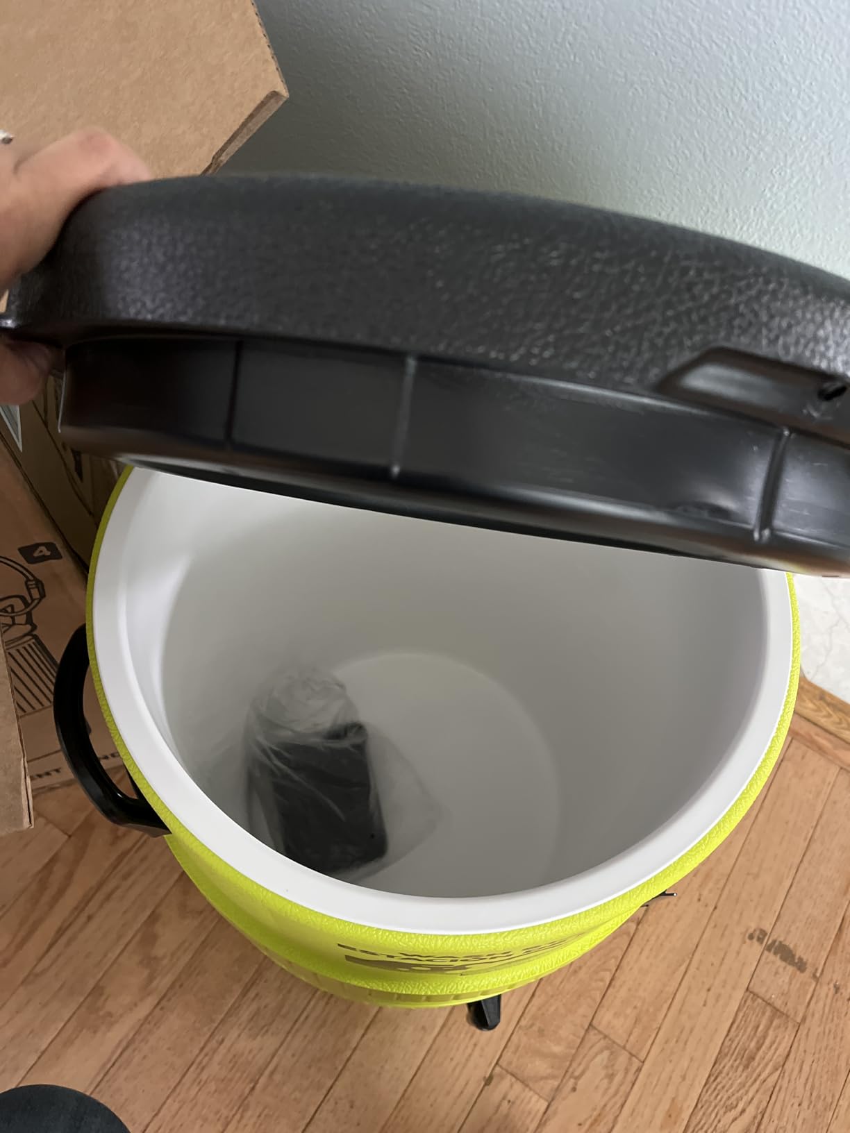 Igloo Sports Cooler | Insulated Beverage Dispenser with Spout | Portable Handwashing Station customer photo 2