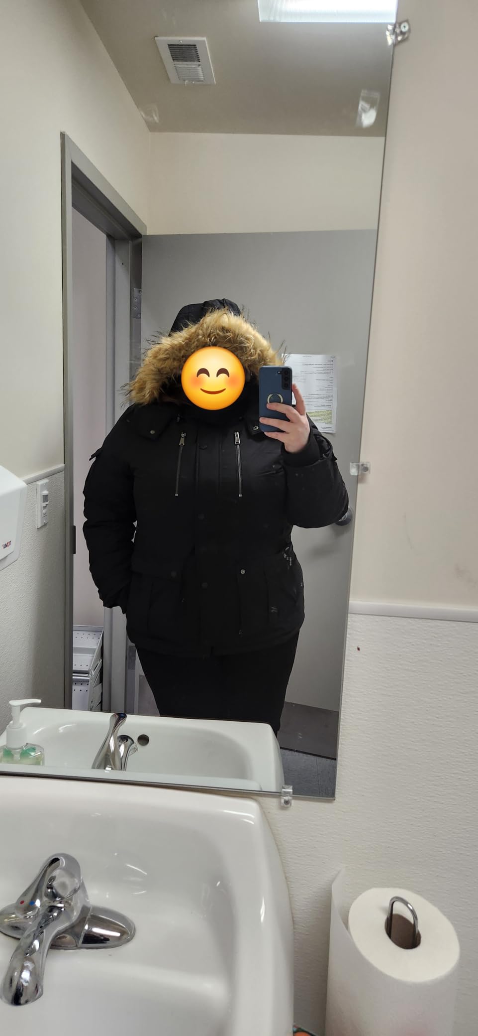 wantdo Women's Quilted Winter Coat Warm Puffer Jacket Thick Parka with Hood customer photo 2