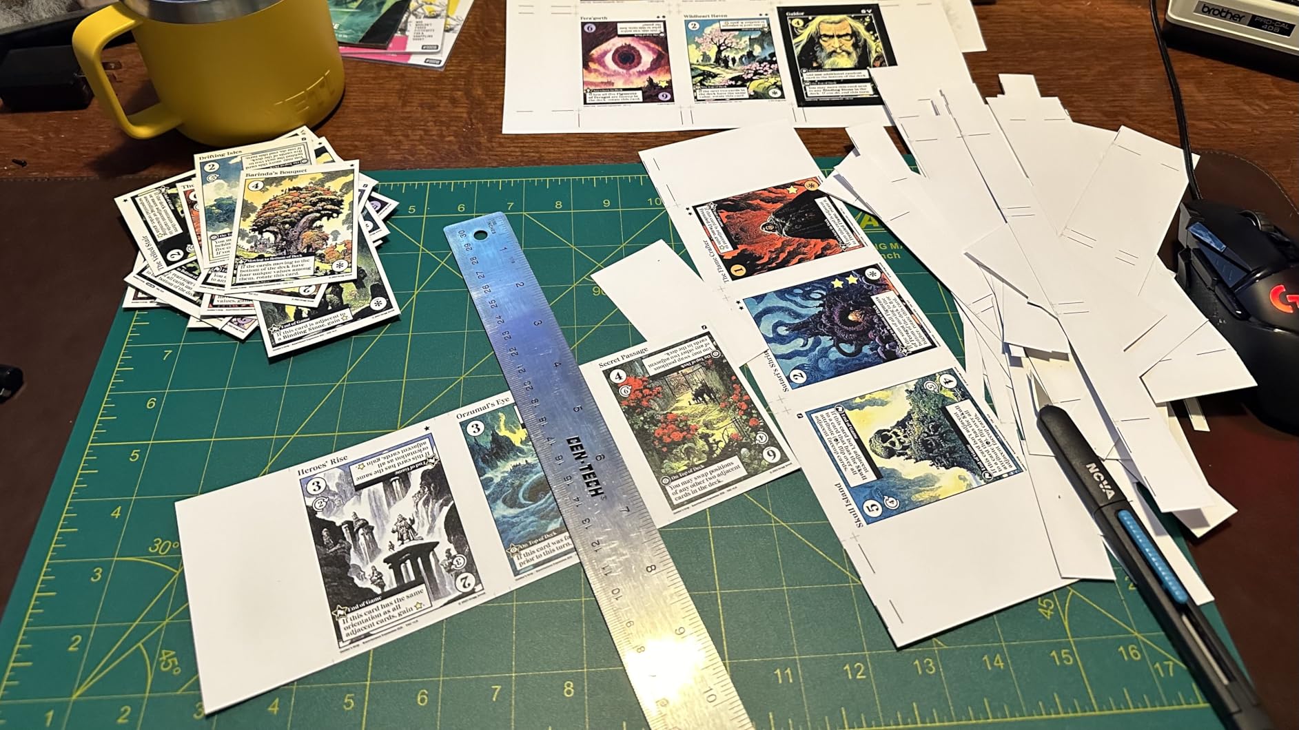 ArtAt Self Healing Cutting Mat: 48 x 36 inch Green Double Sided PVC Non-Slip 5 Layers Craft Mat for Maximum Healing - Great for Sewing & Quilting & Scrapbooking customer photo 1