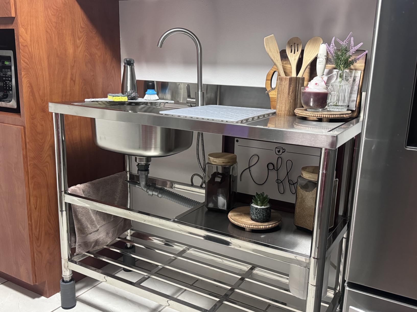 Free Standing Stainless-Steel Single Bowl Commercial Kitchen Sink w/Faucet customer photo 2