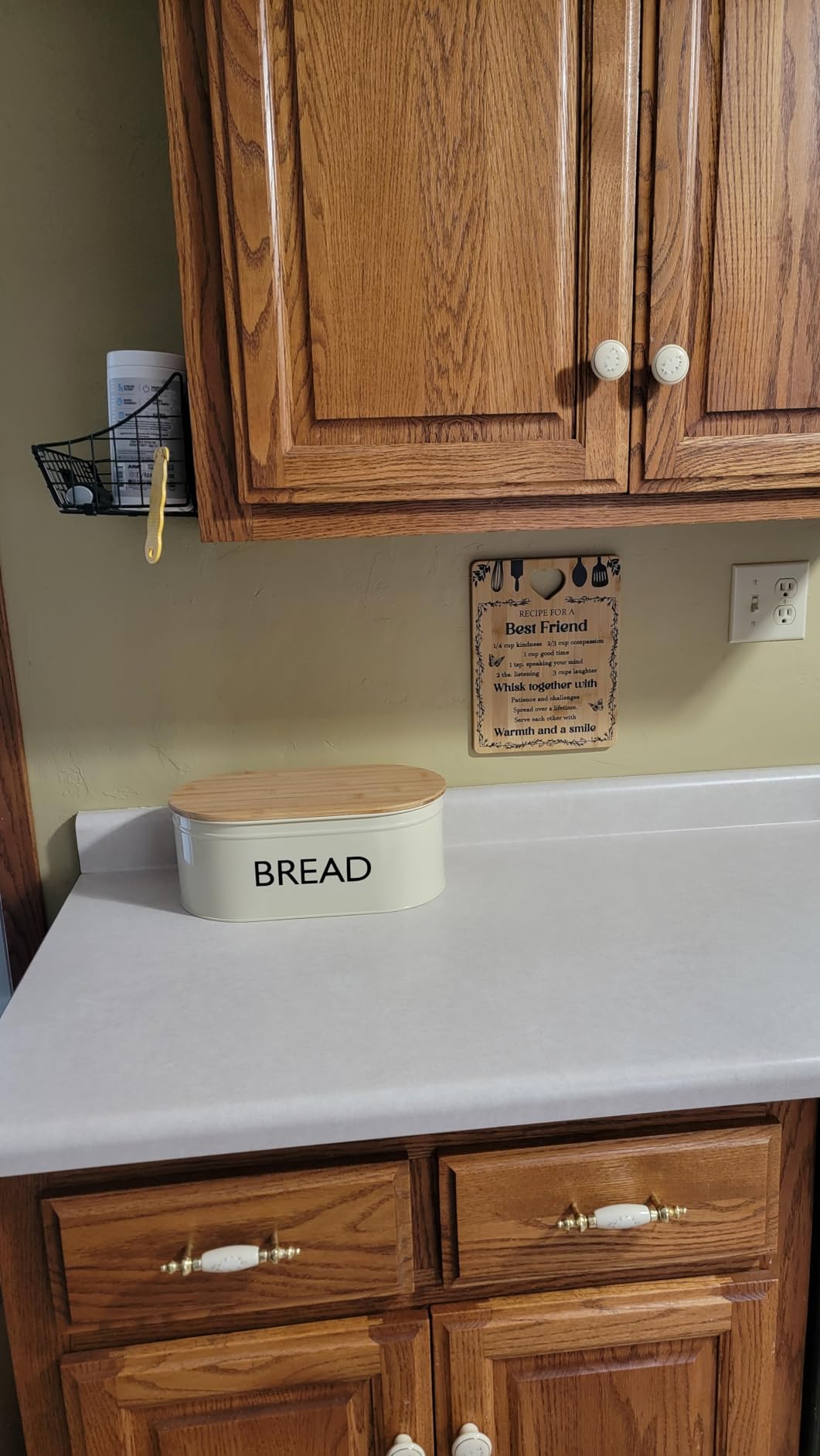RoyalHouse Premium Metal Bread Box with Bamboo Lid | Stainless Steel Large Bread Bin Storage Container And Organizer for Kitchen Countertop, Vintage Style Kitchen Decor customer photo 1