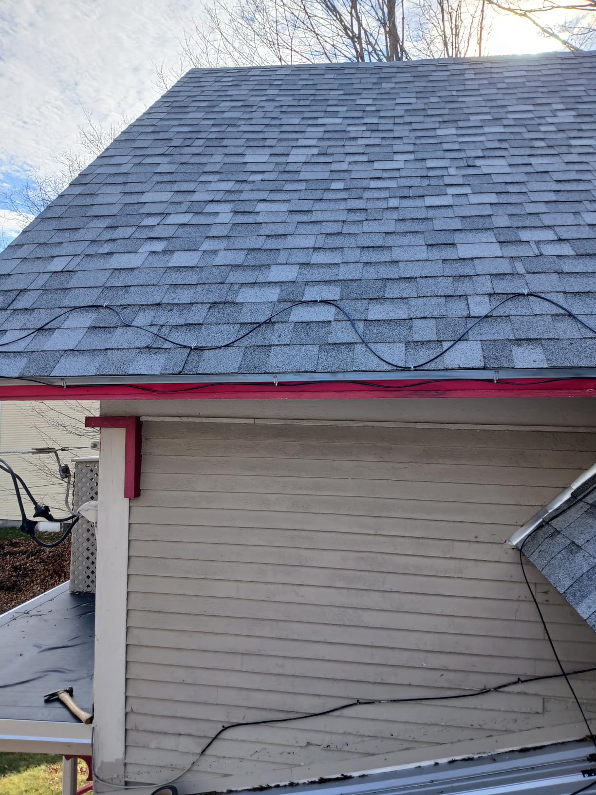 240ft 5w/ft Roof Heat Tape, Constant Wattage, CSA ETL Certified, Perfect for Ice Dam Control on Roofs and Gutters, 120V customer photo 2