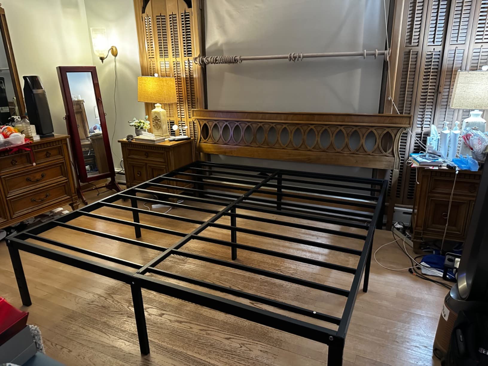 Wulanos Queen Size Bed Frame, 3500lbs Heavy Duty Metal Platform with Steel Slats Support, Sturdy and Noise-Free, 14 Inches High Bedframes with Ample Storage, No Box Spring Needed customer photo 2