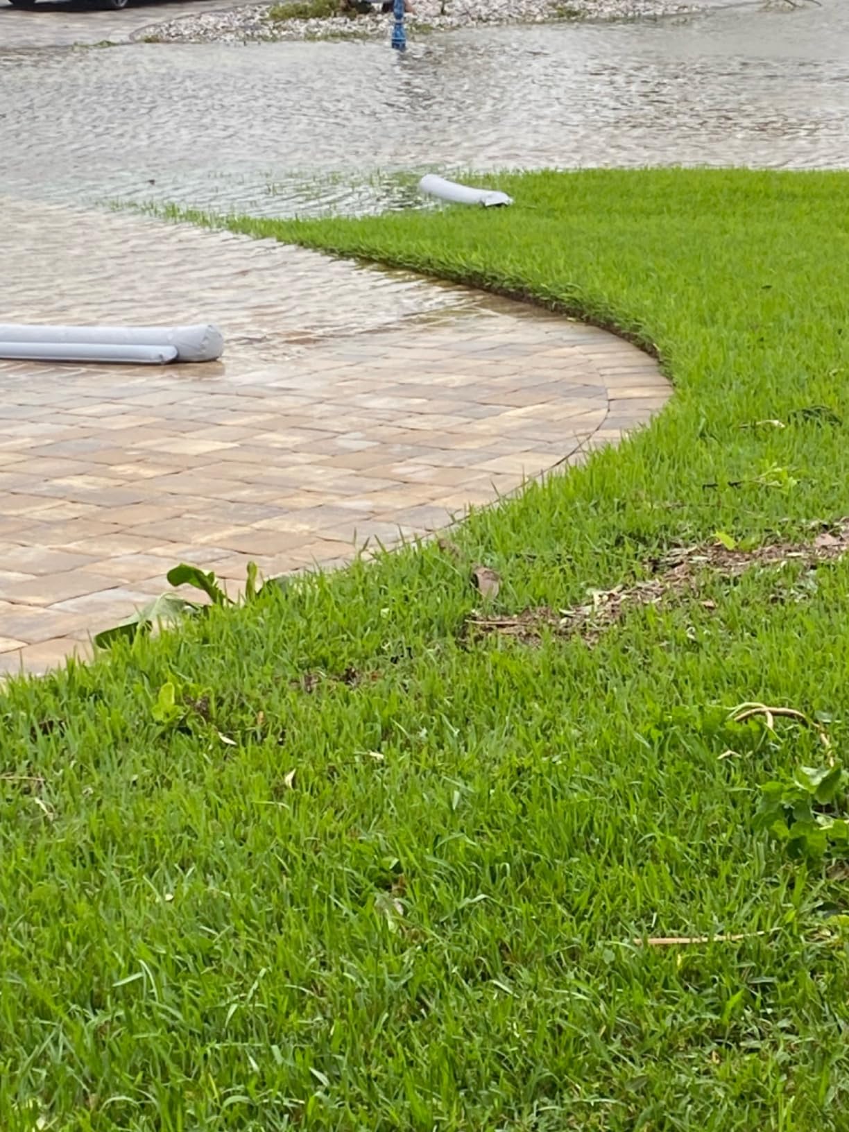 Reusable Flood Barrier and Water Diverter, 4 ft x 6 in, 4 Pack customer photo 2