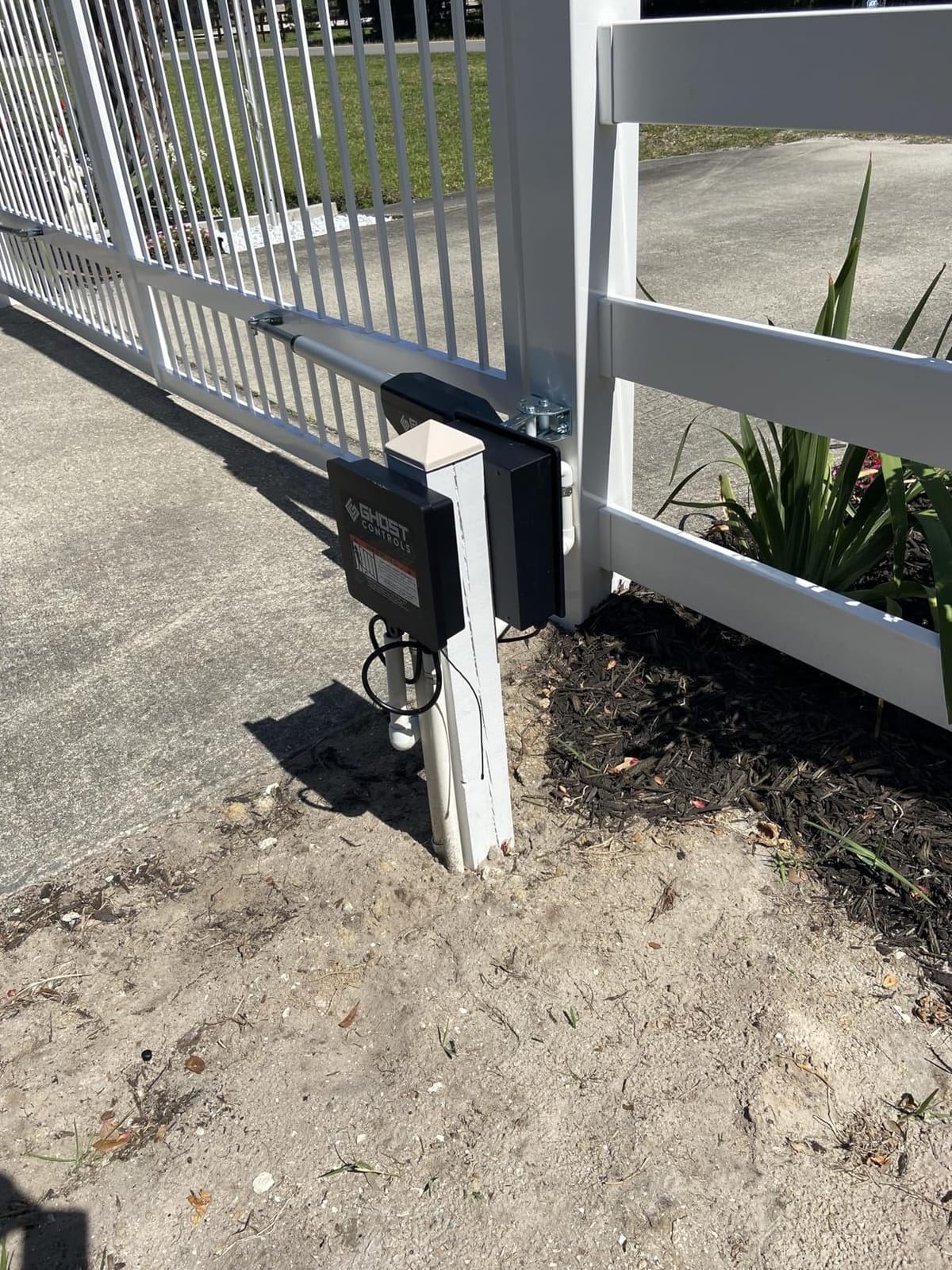 Ghost Controls Automatic Gate Opener Kit for Decorative Driveway Swing Gates with Gate Opener Remote - Solar Capable - PRO Series - Model LDM2K (2. LDM2K Kit) customer photo 1