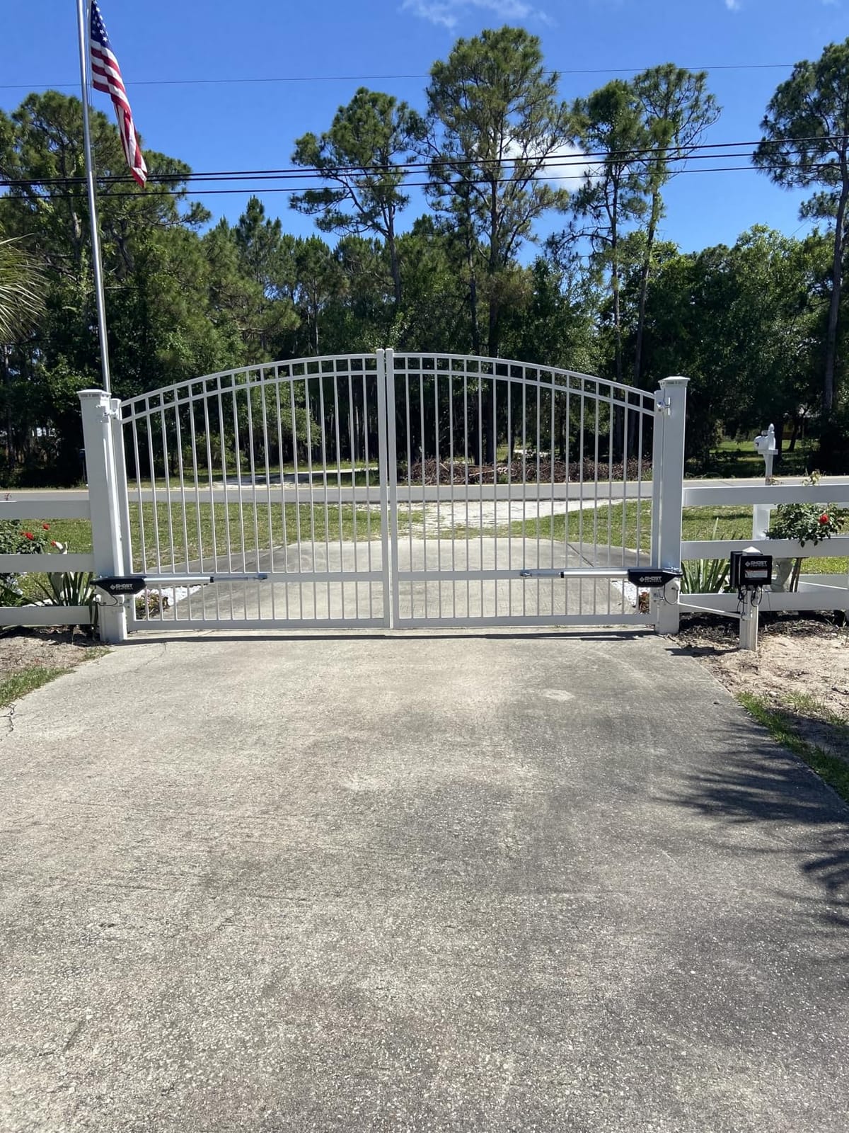 Ghost Controls Automatic Gate Opener Kit for Decorative Driveway Swing Gates with Gate Opener Remote - Solar Capable - PRO Series - Model LDM2K (2. LDM2K Kit) customer photo 2